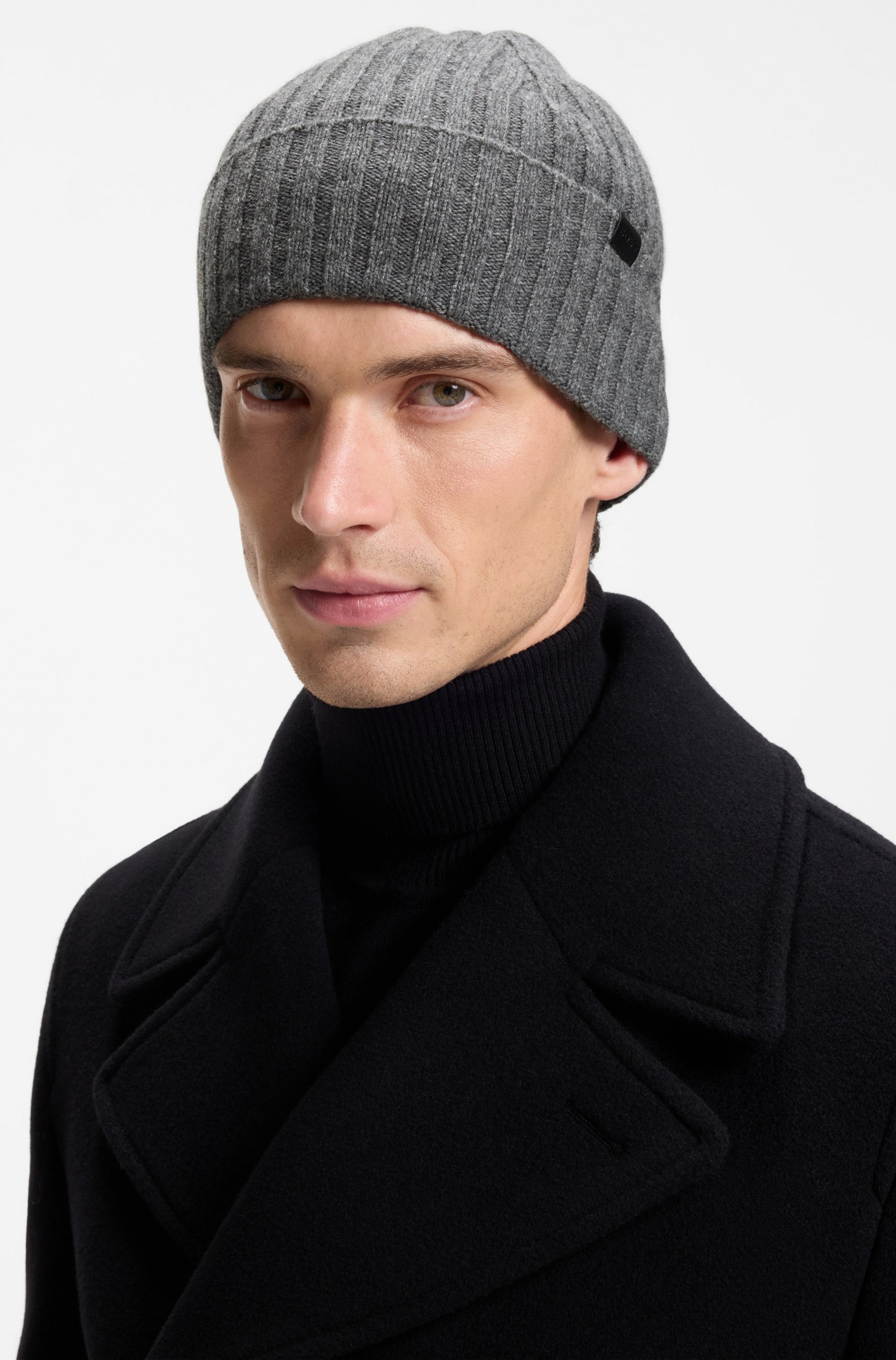 BOSS Strickmütze »Fino Hat« aus einem Schurwoll-Mix, unisex