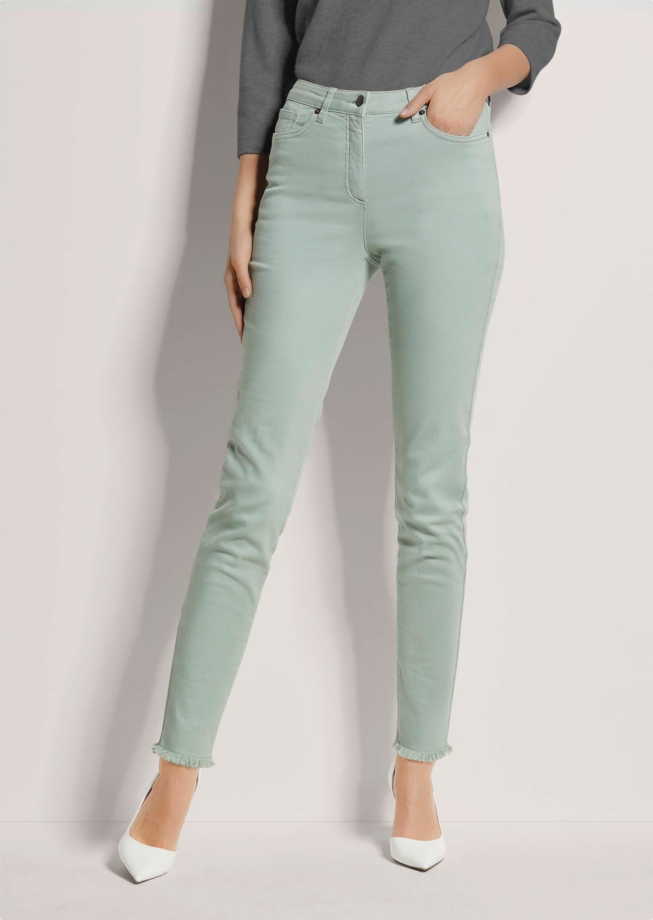 MADELEINE Regular-fit-Jeans »Jeans Jeans mit feinem Fransensaum«