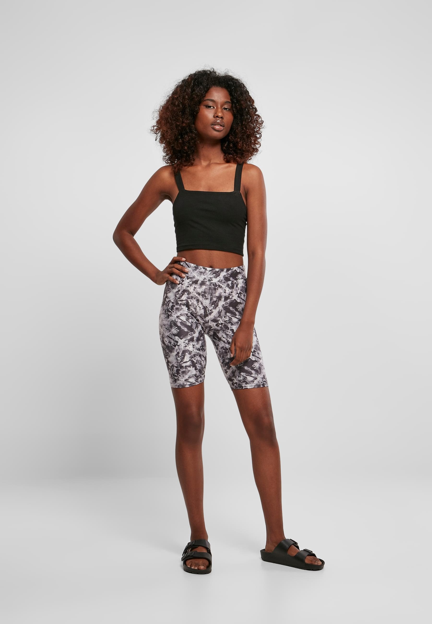 URBAN CLASSICS Radlerhose »Urban Classics Damen Ladies Soft AOP Cycle Shorts«, (1 tlg.)