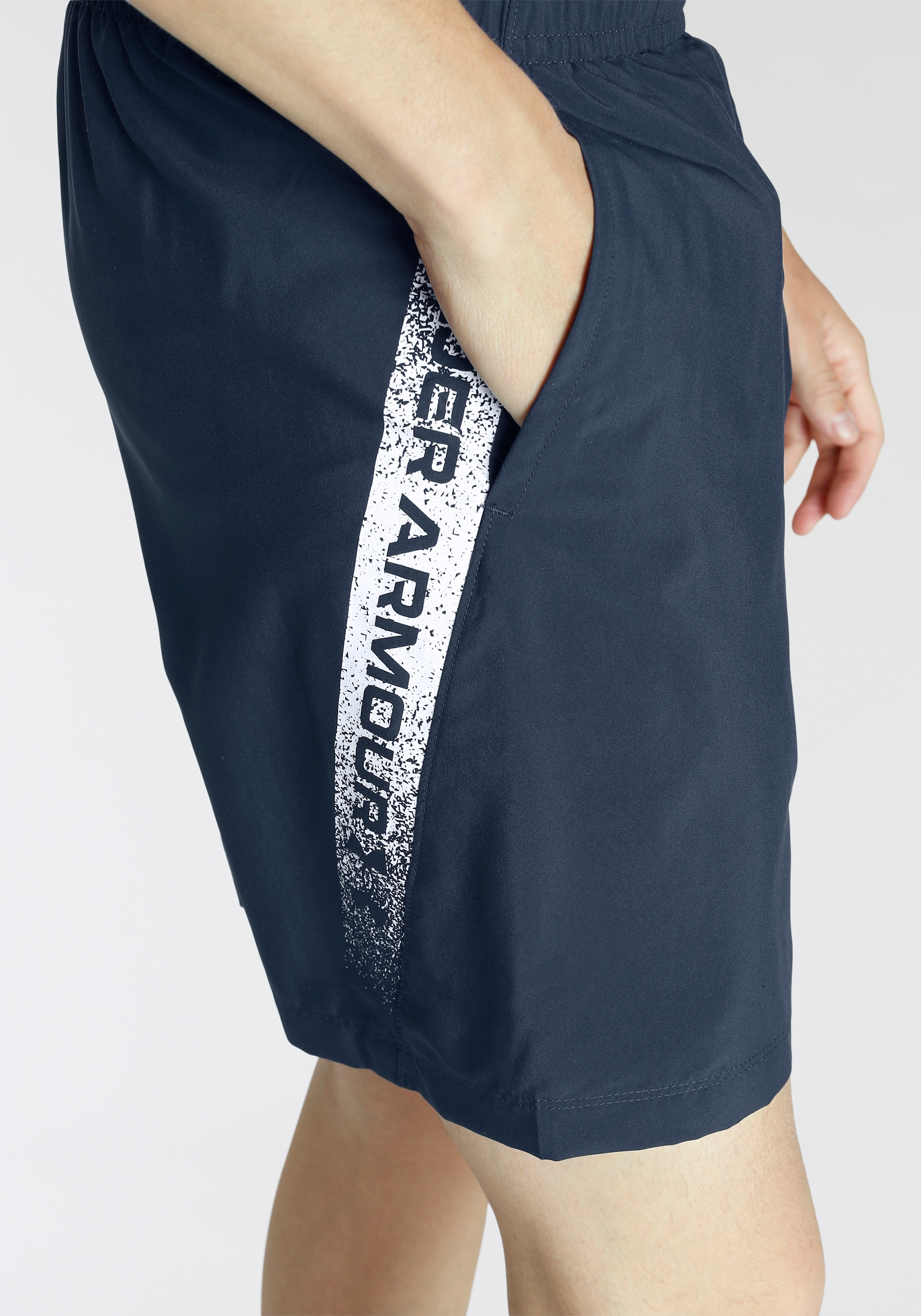 Under Armour® Trainingsshorts »UA Woven Graphic Shorts«