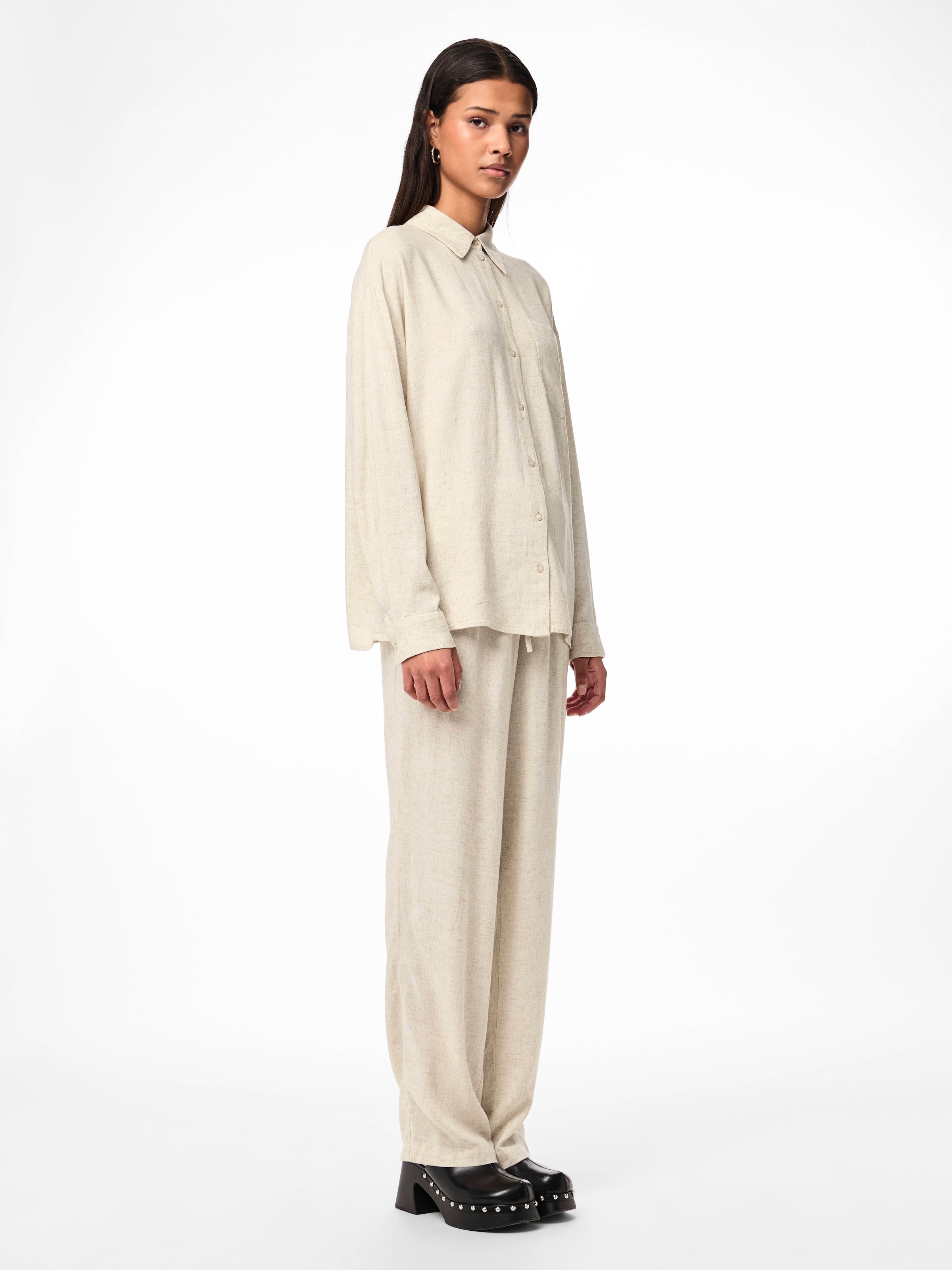 pieces Hemdbluse »PCPIA LS LOOSE SHIRT WVN NOOS«, mit Leinen