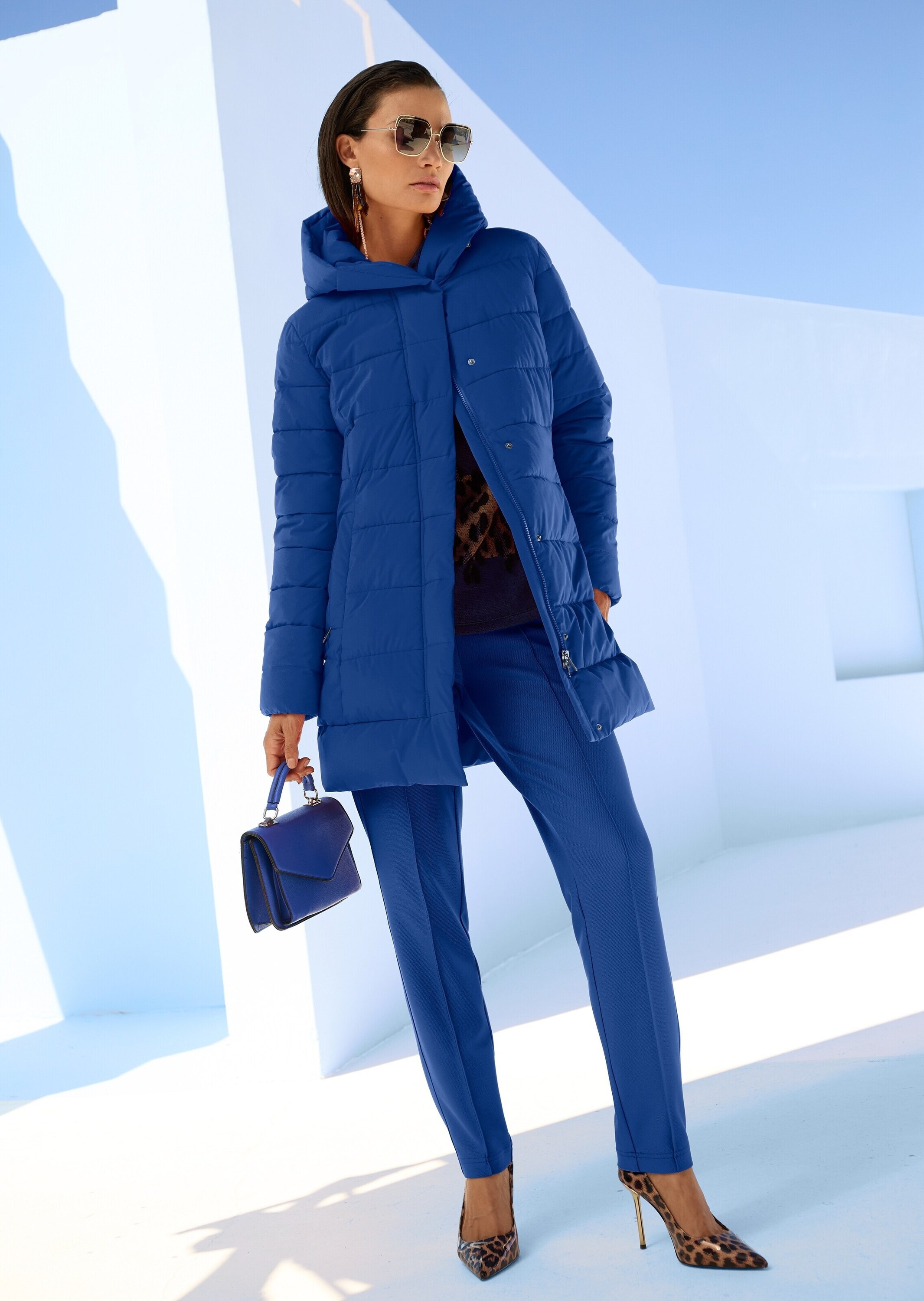 MADELEINE Steppjacke »Winterjacke Lange Steppjacke mit Kapuze«