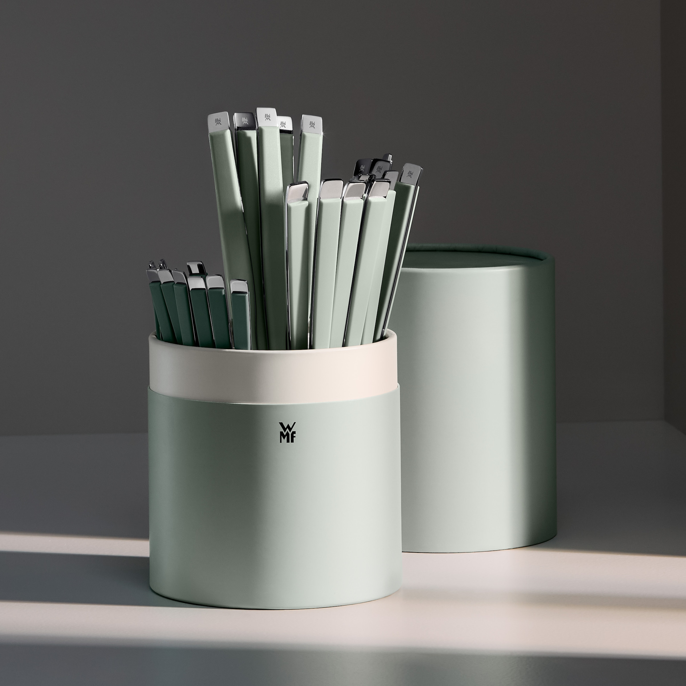 WMF Besteck-Set »Emotion« hochwertiger Cromargan Edelstahl, 6 Personen, robuste Kunststoffgriffe