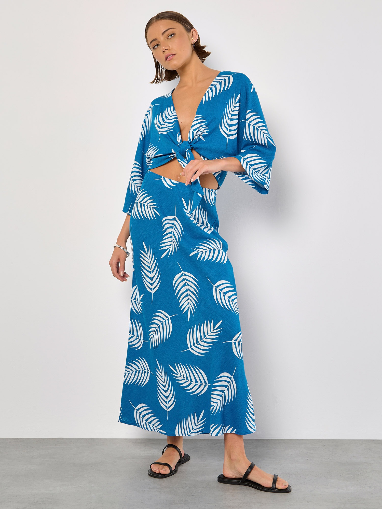 Apricot Crop-Top »Batwing-Top mit kurzen Ärmeln« mit Knotenverschluss
