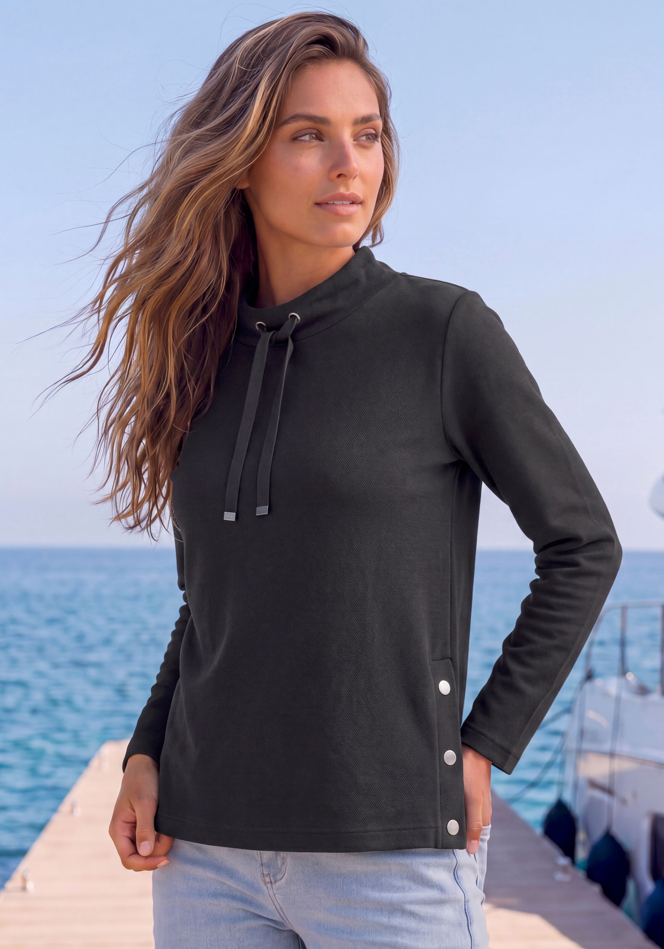 H.I.S Langarmshirt »mit metallischen Details« aus strukturierter Baumwollmischung