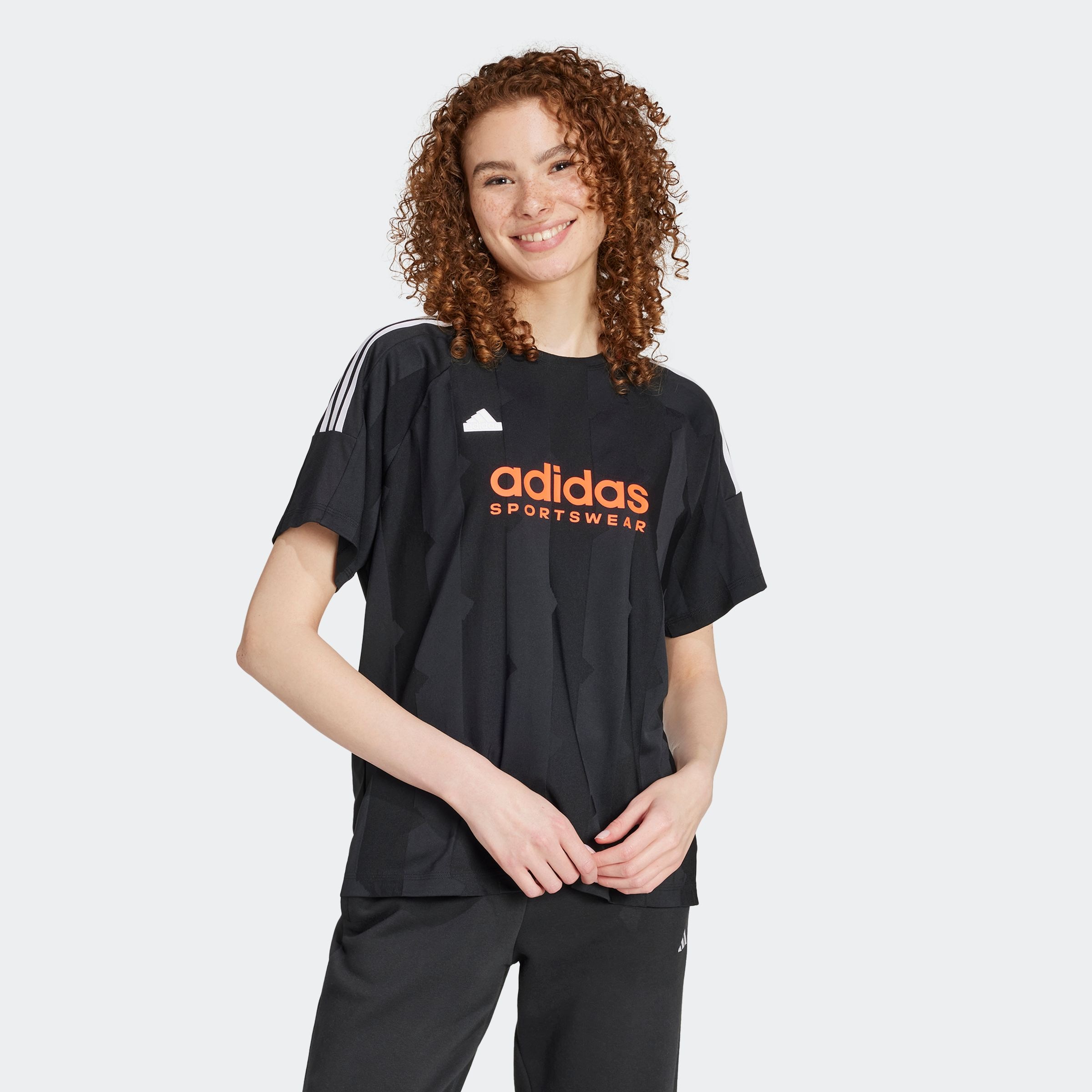 adidas Sportswear T-Shirt "W TIRO Q3 BOYFT" günstig online kaufen