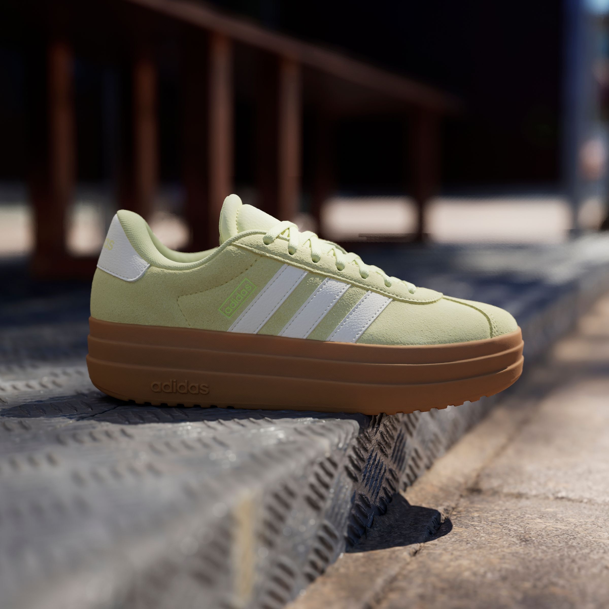 adidas Sportswear Sneaker »VL COURT BOLD«, Design auf den Spuren des adidas Gazelle Bold
