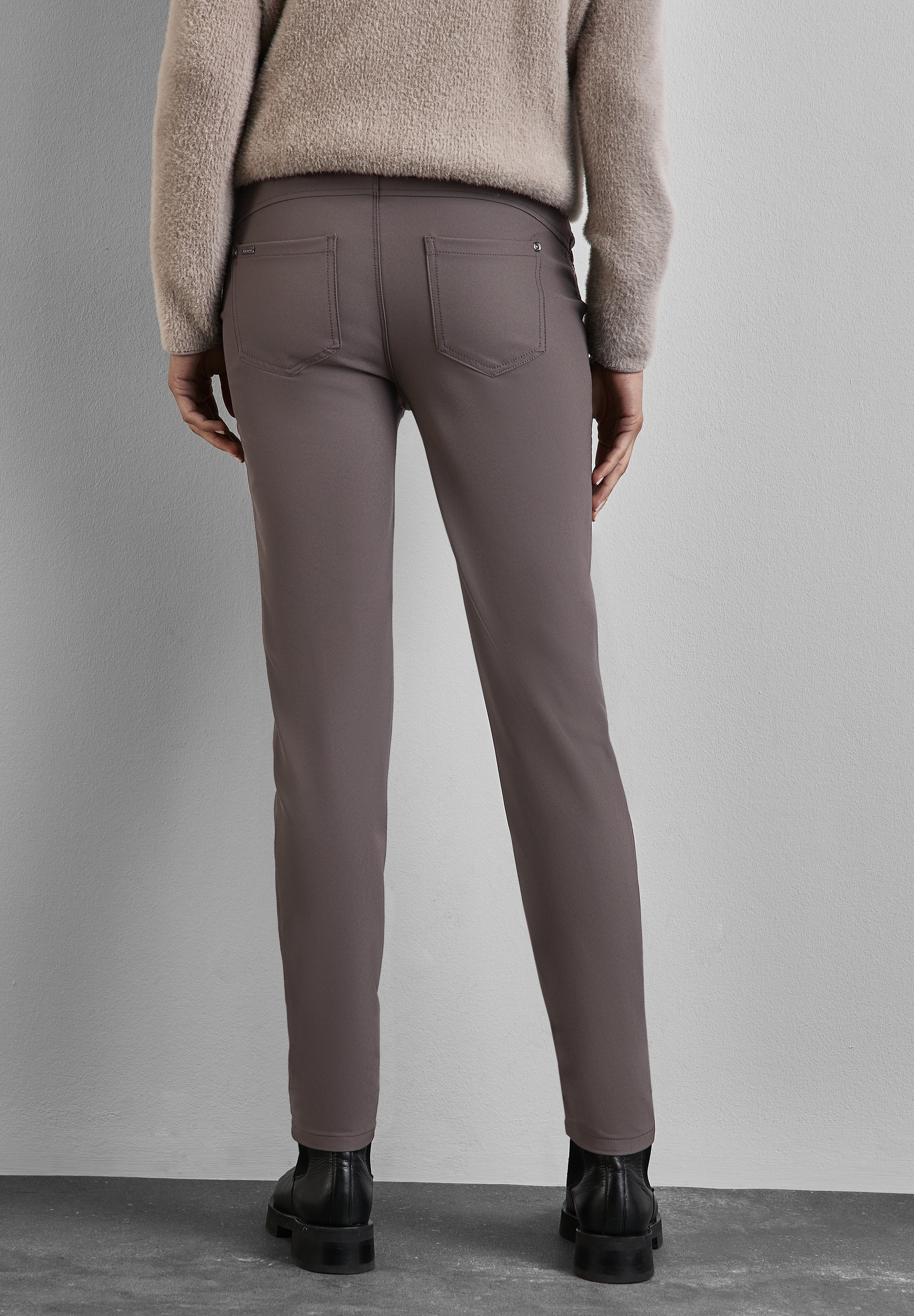 STREET ONE Röhrenhose, Middle Waist