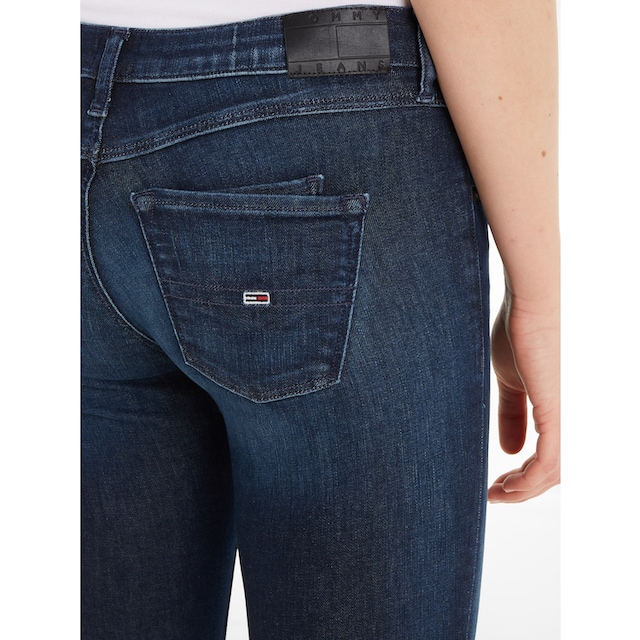 Tommy Jeans Bequeme Jeans »Scarlett«, mit Ledermarkenlabel für bestellen |  BAUR