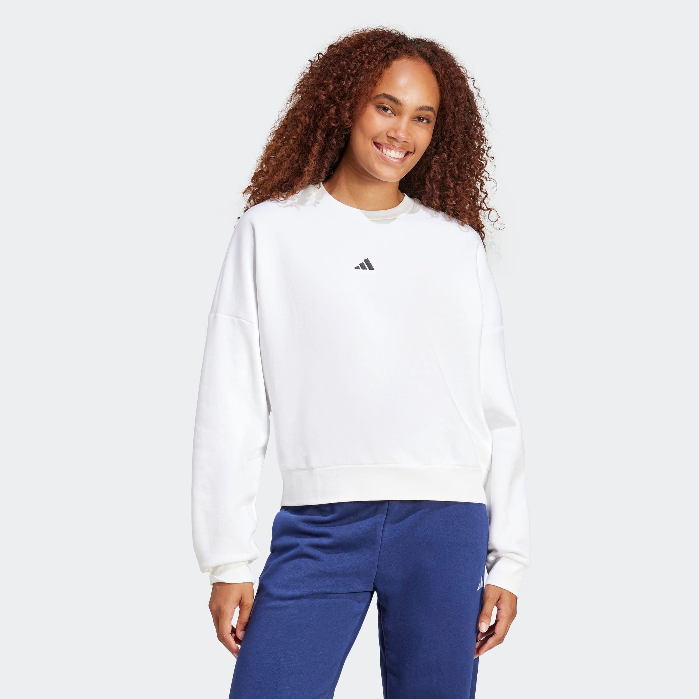 adidas Sportswear Sweatshirt "ESSENTIALS SMALL LOGO FEELCOMFY", mit flauschiger Innenseite