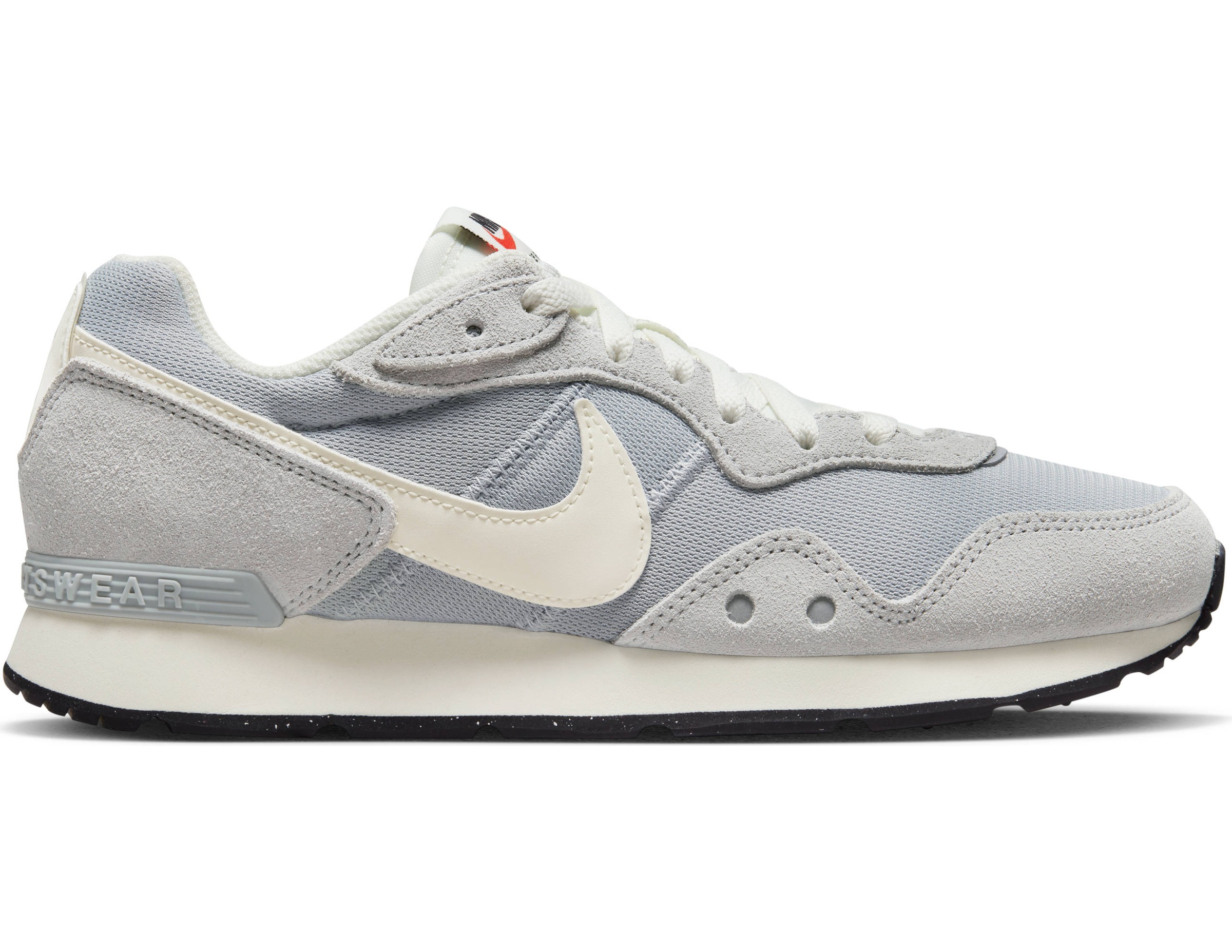 Nike Sportswear Sneaker »VENTURE RUNNER«