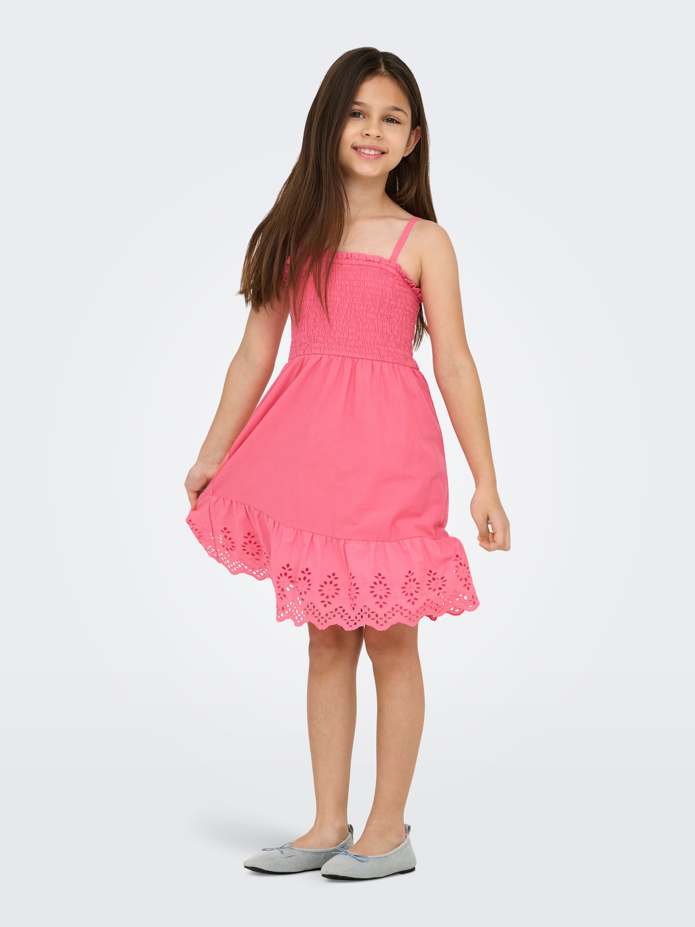 KIDS ONLY Trägerkleid »KOGLOU LIFE EMB SMOCK DRESS WVN«
