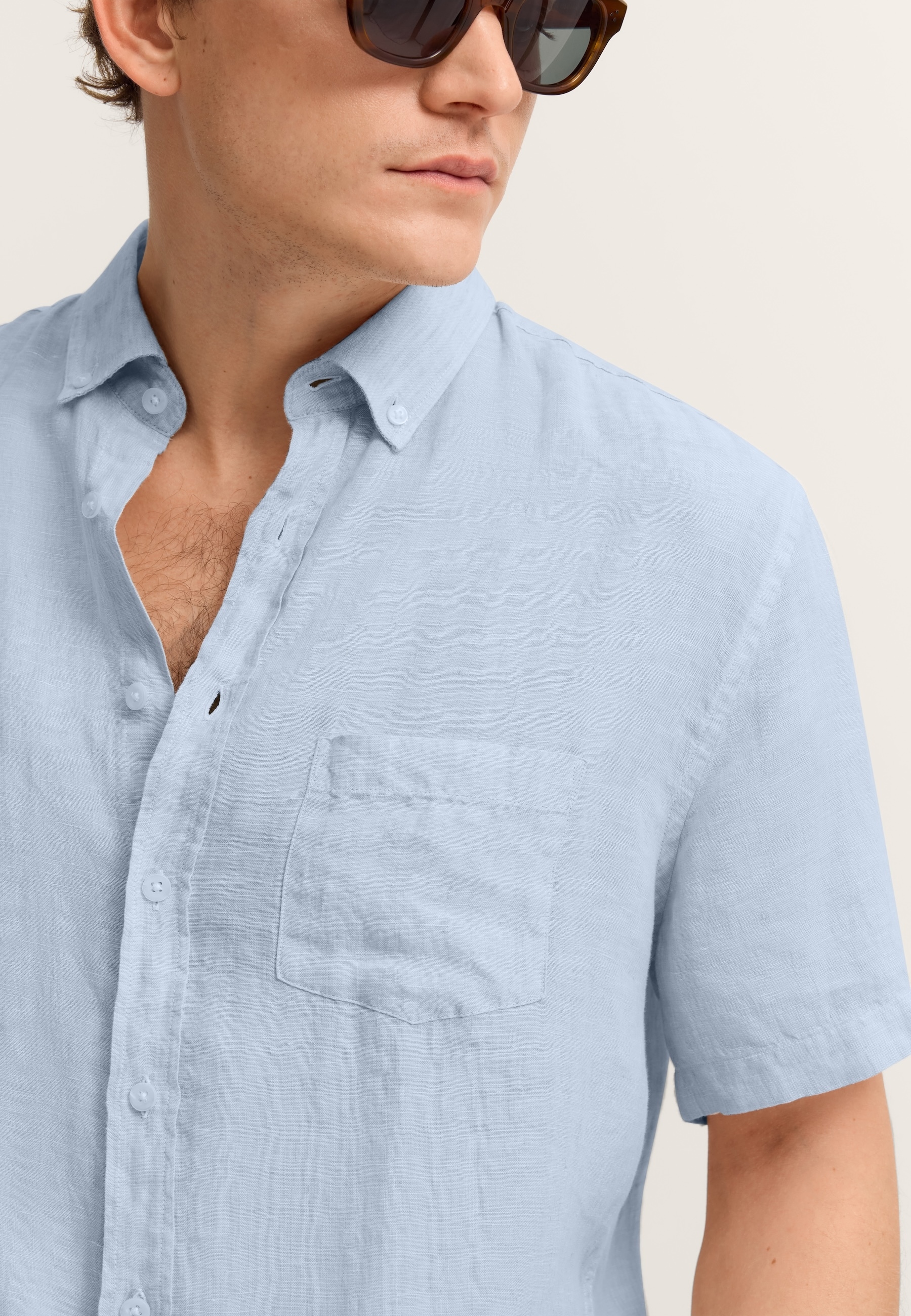 bugatti Kurzarmhemd Modern Fit aus Leinen mit Button-Down-Kragen