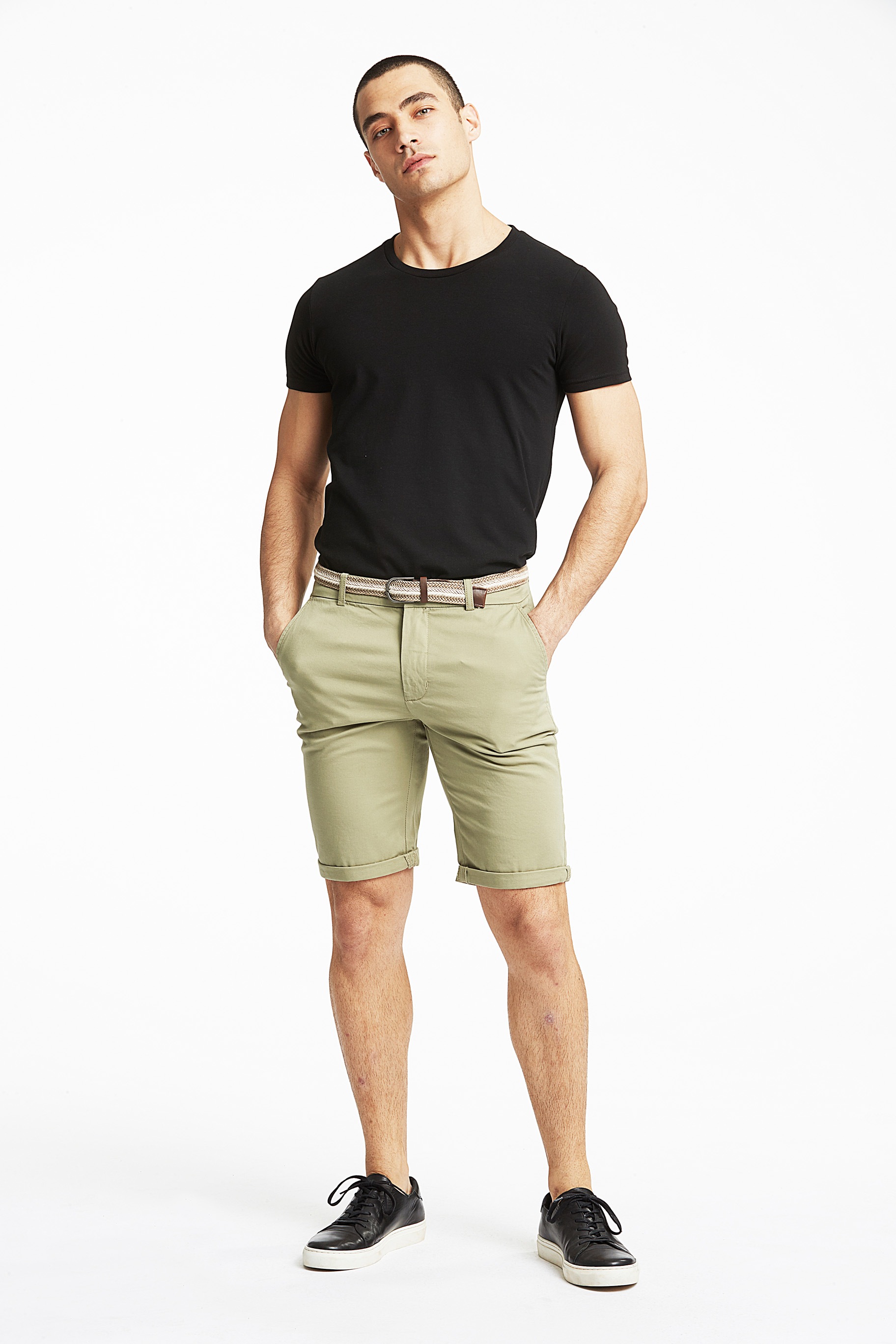 LINDBERGH Chinoshorts, (2 tlg.), mit Gürtel und Stretch
