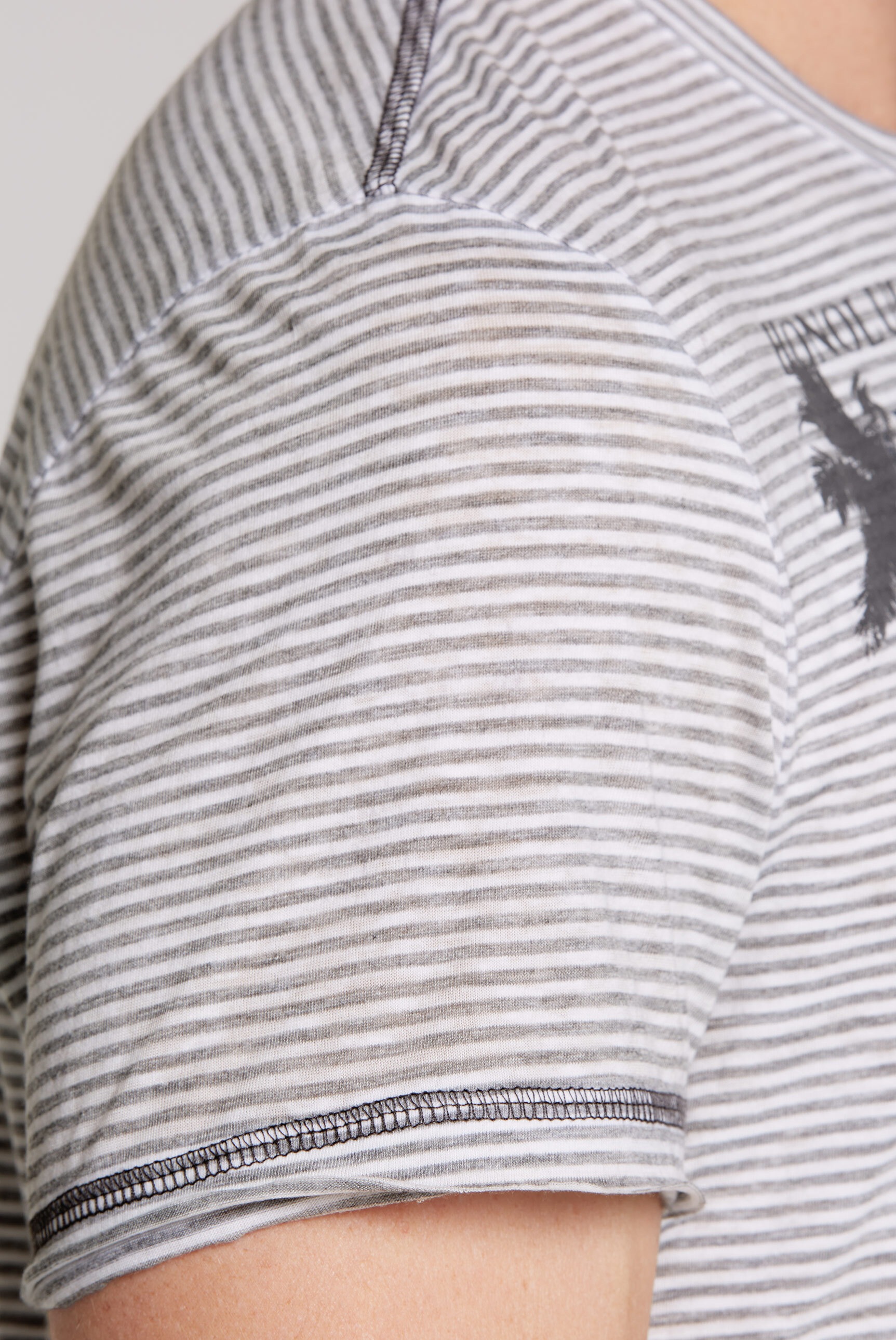 CAMP DAVID Rundhalsshirt, mit Ausbrenner-Effekten