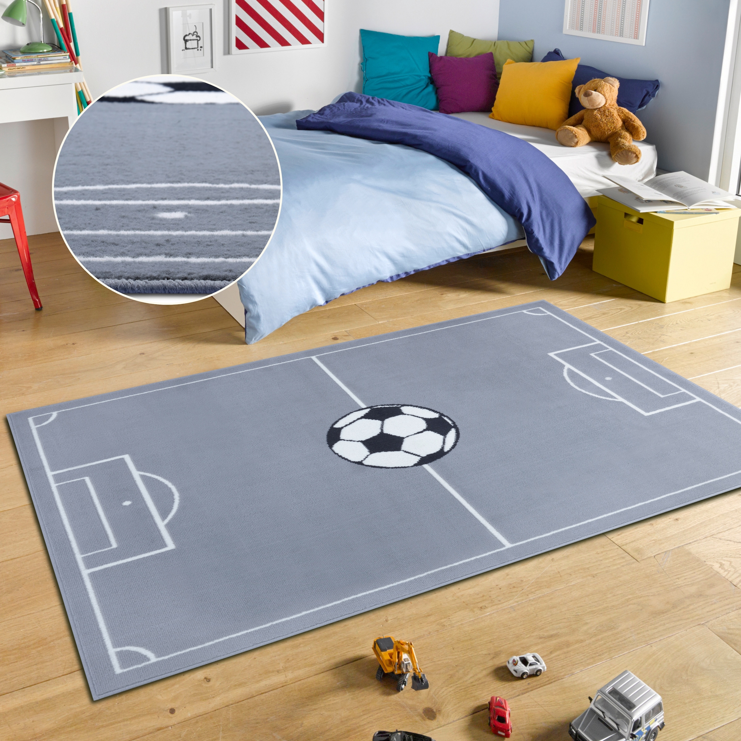 HANSE Home 1100000002199 "Estadio" rechteckig 8 mm Höhe Kinderteppich, Spielteppich, Spielunterlage, Fußball, Kinderzimmer