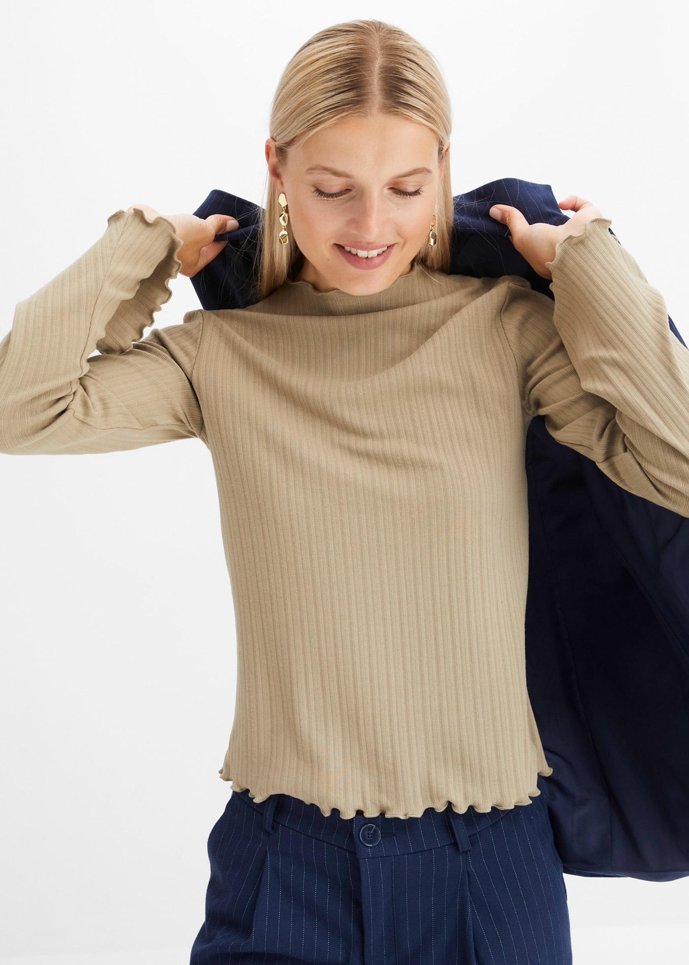 bonprix Langarmshirt "Geripptes Langarmshirt" schmale Passform, mit Trompet günstig online kaufen