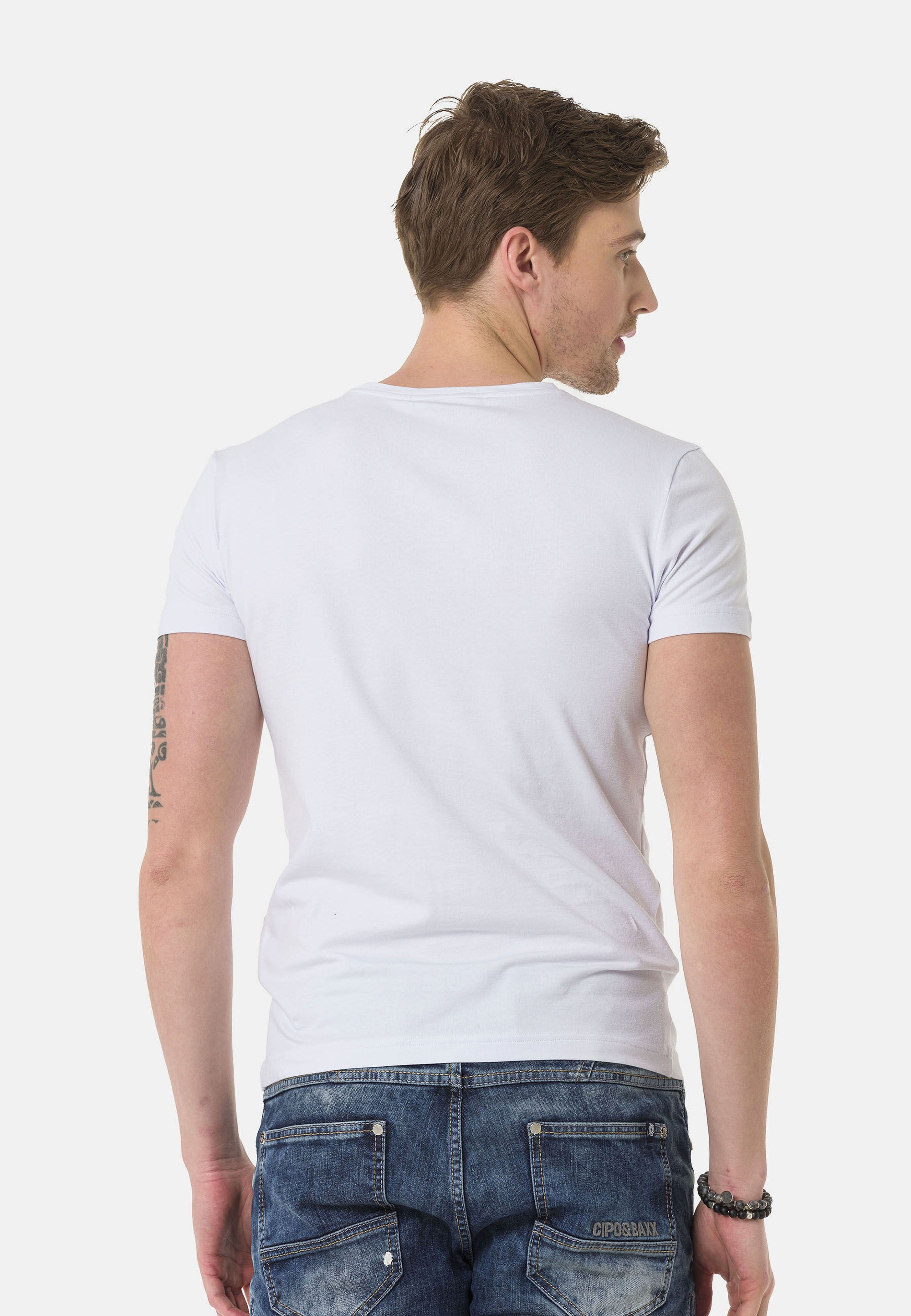 Cipo & Baxx T-Shirt »T-Shirt« mit großem Frontprint ein super Hingucker