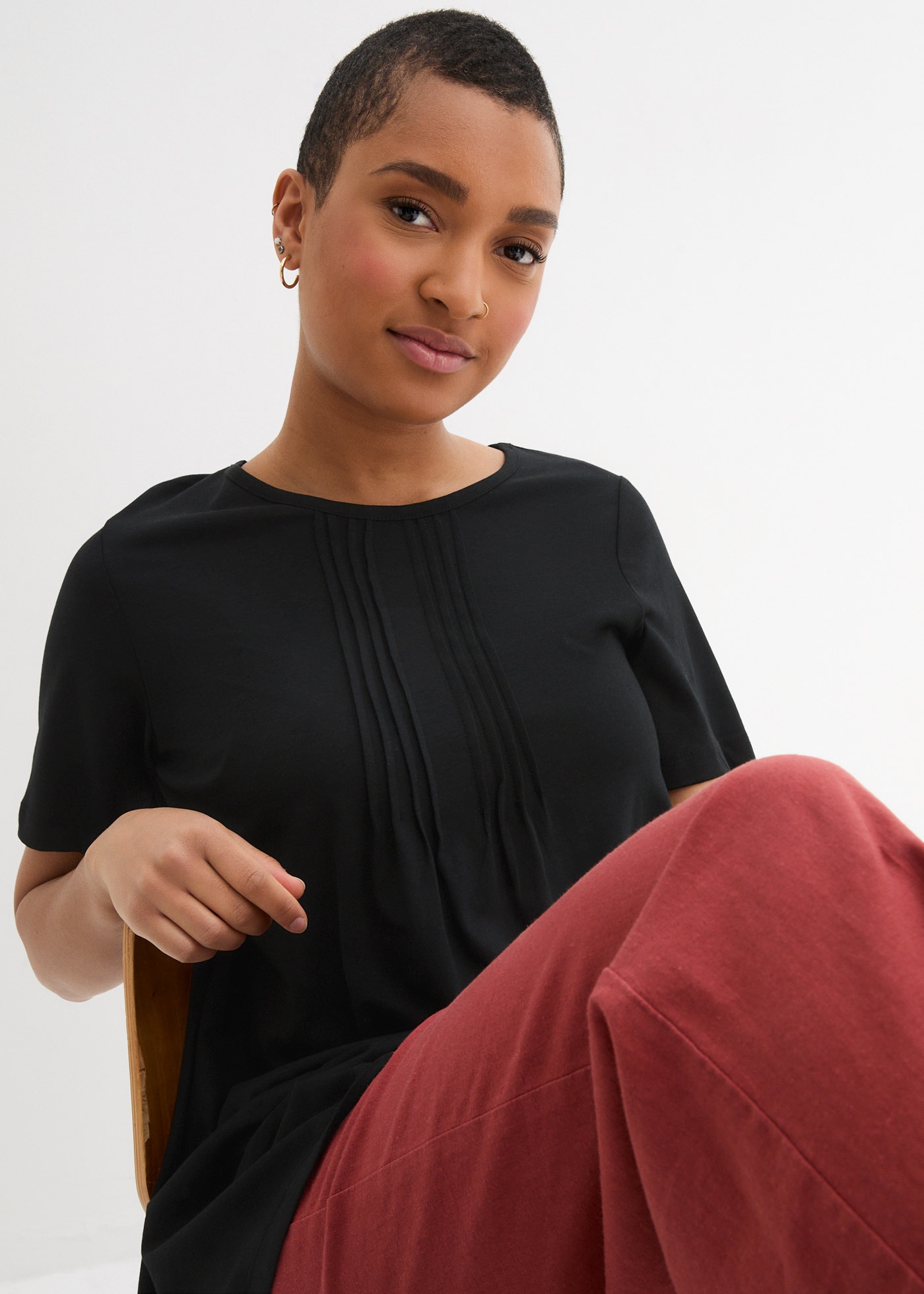 bonprix T-Shirt »T-Shirt in A-Linien-Form, kurzarm« T-Shirt in A-Linien-Form, kurzarm