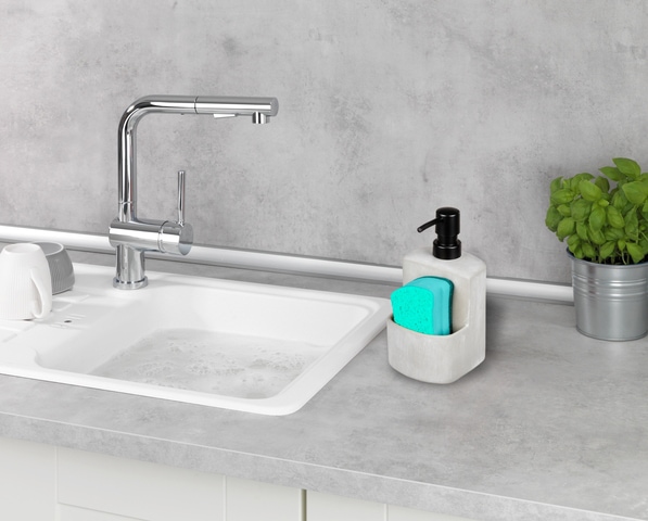 WENKO Spülmittelspender »Modell Festival«, aus Beton, angesagter Industrial Look, mit Spülschwamm-Fach, 380 ml