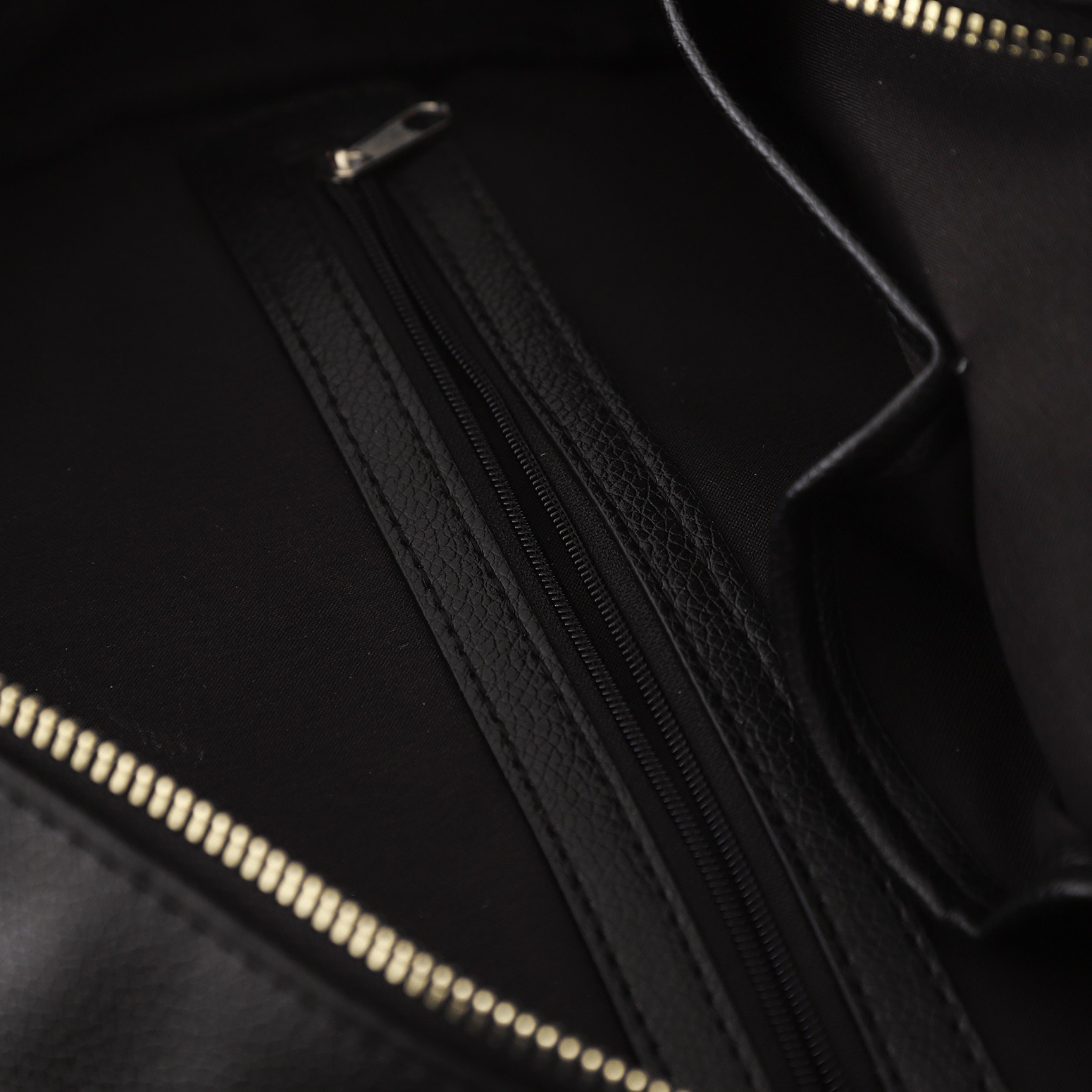 Thumbnail - MARCO TOZZI Cityrucksack, Freizeitrucksack mit kontratfarbigem Logoschriftzug