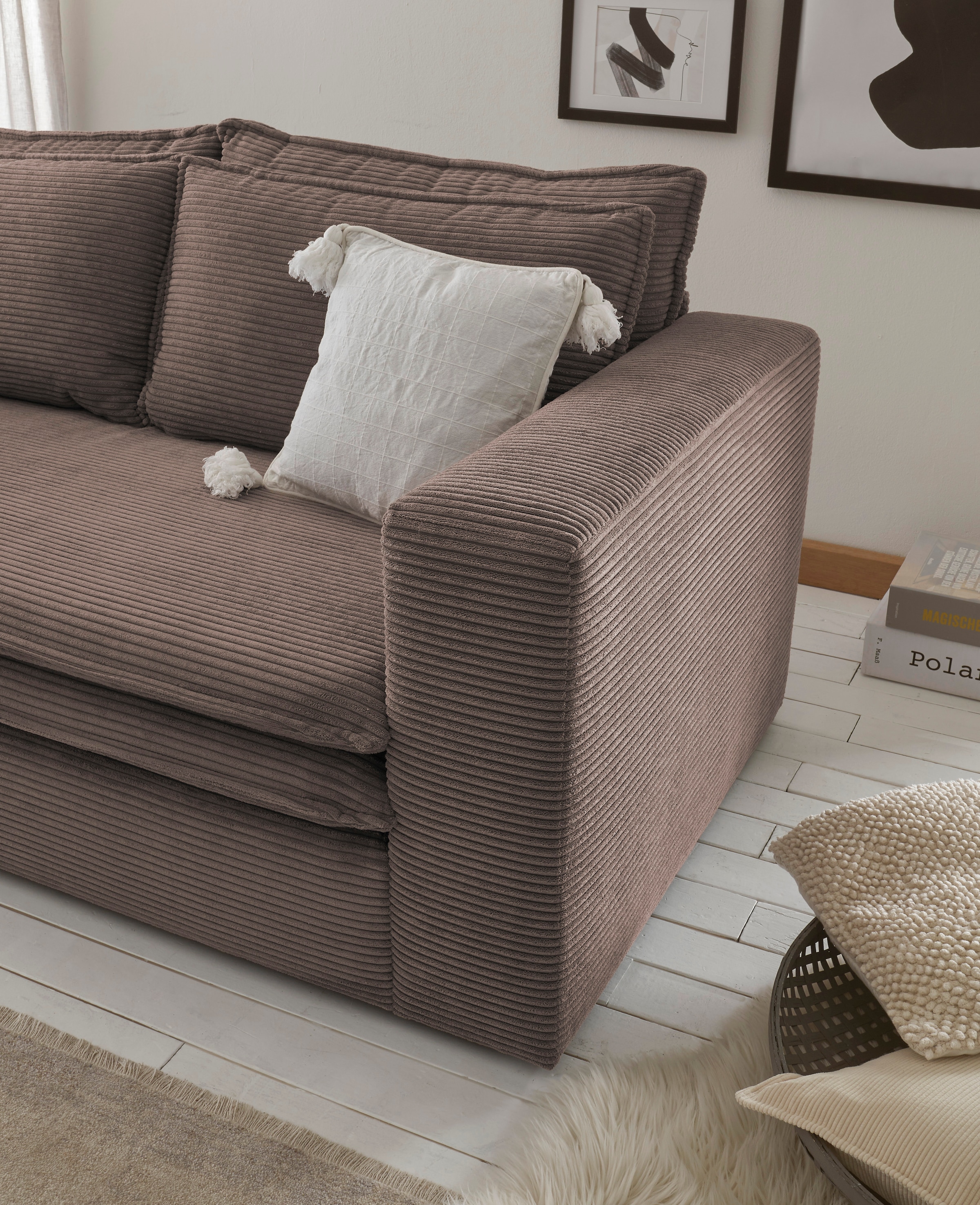 Places of Style 2-Sitzer »PIAGGE«, Hochwertiger Cord mit weicher Velours-Struktur