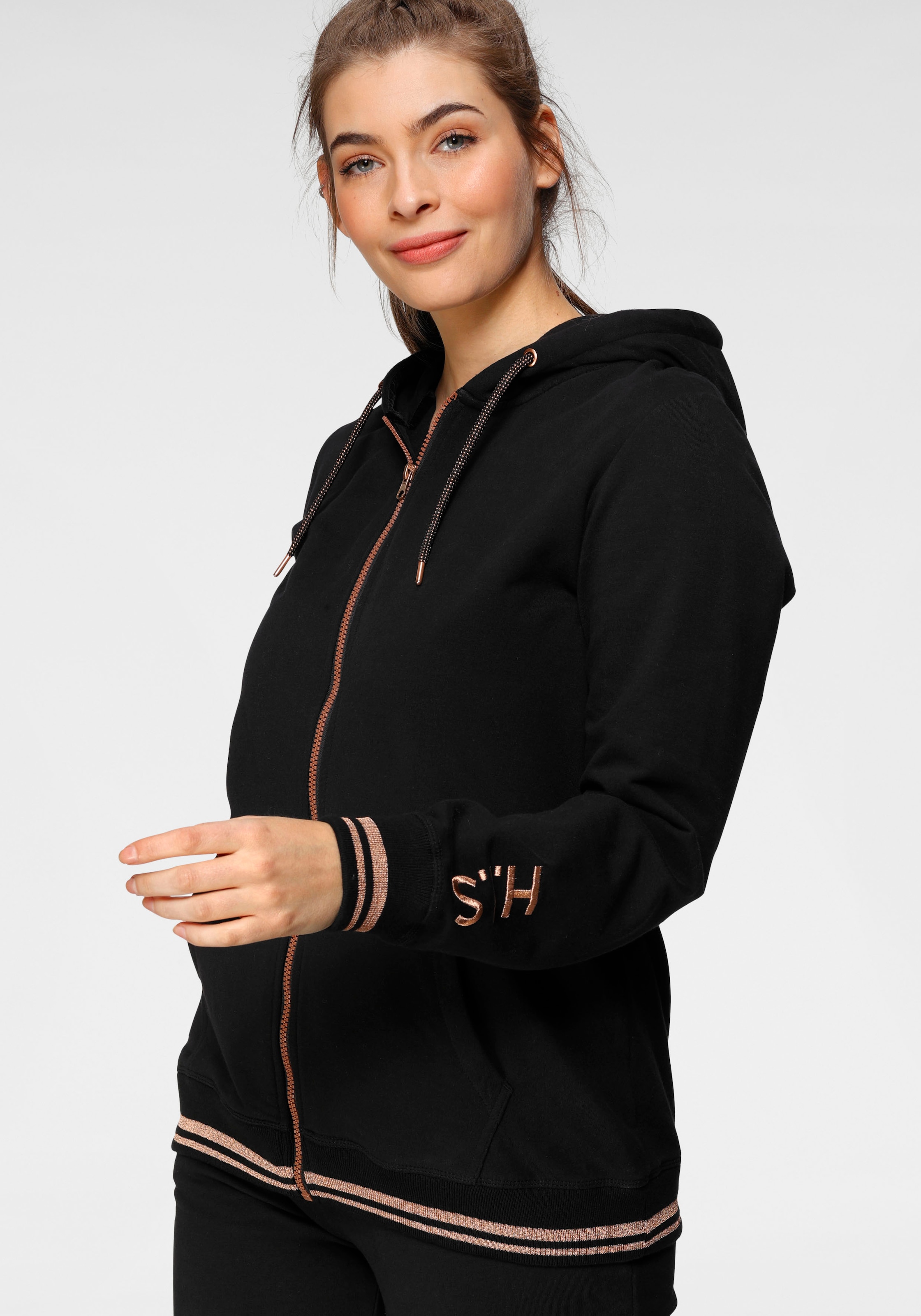 H.I.S Kapuzensweatjacke, mit metallisch glänzenden Details; Große Größe