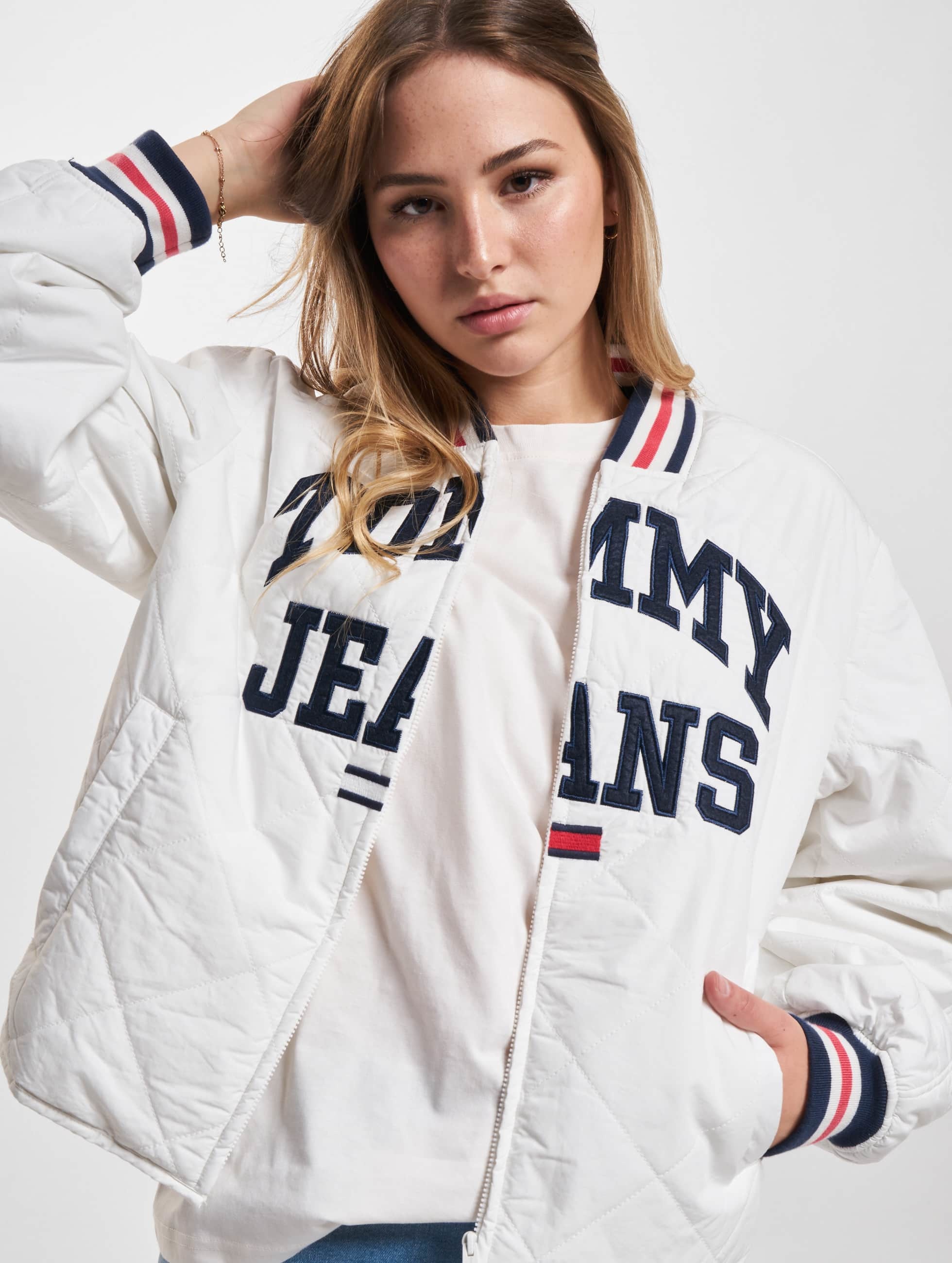 Collegejacke »Damen Tommy Jeans College Winterjacke«, (1 St.)