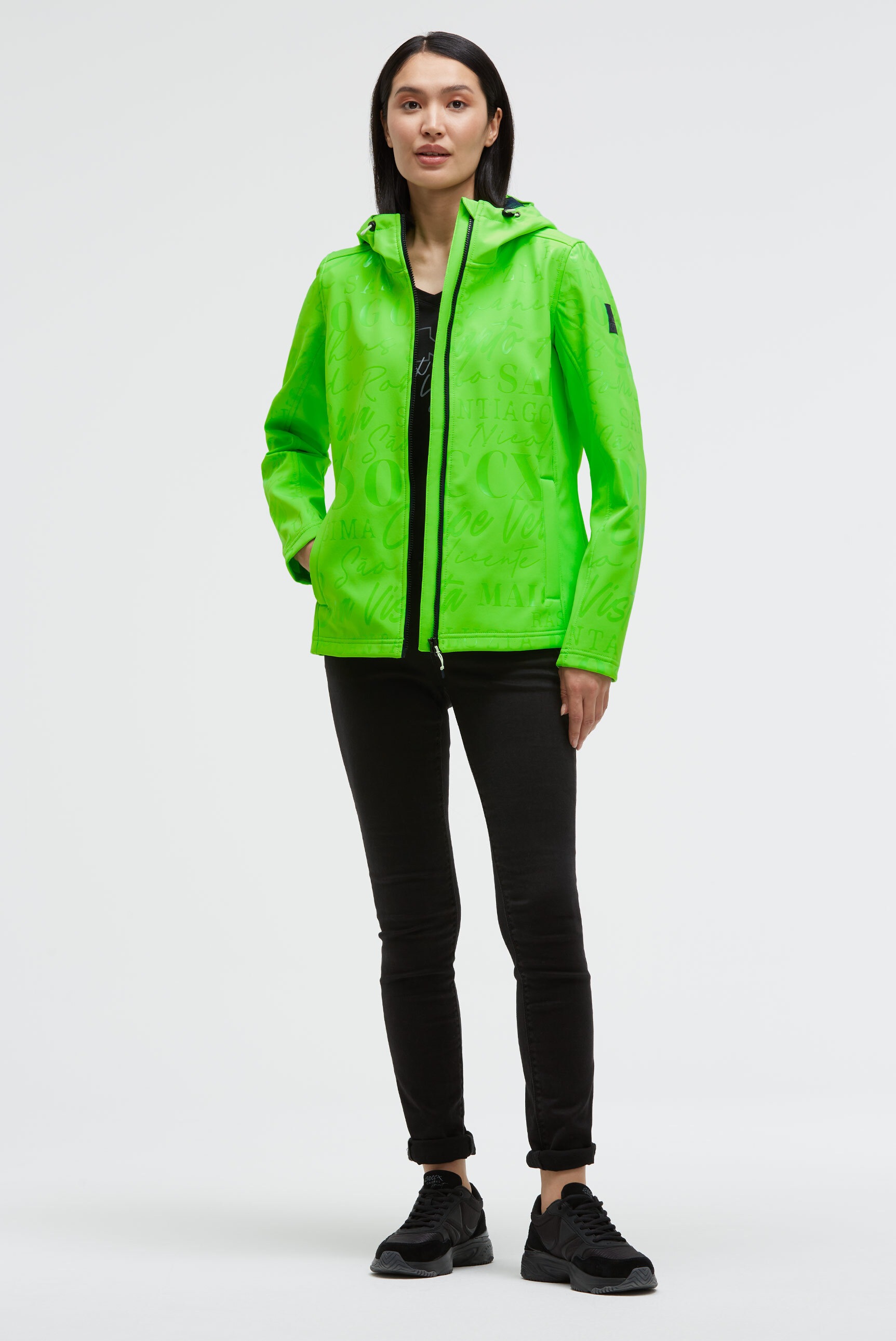 SOCCX Softshelljacke mit Kapuze mit hochgeschnittener Kapuze