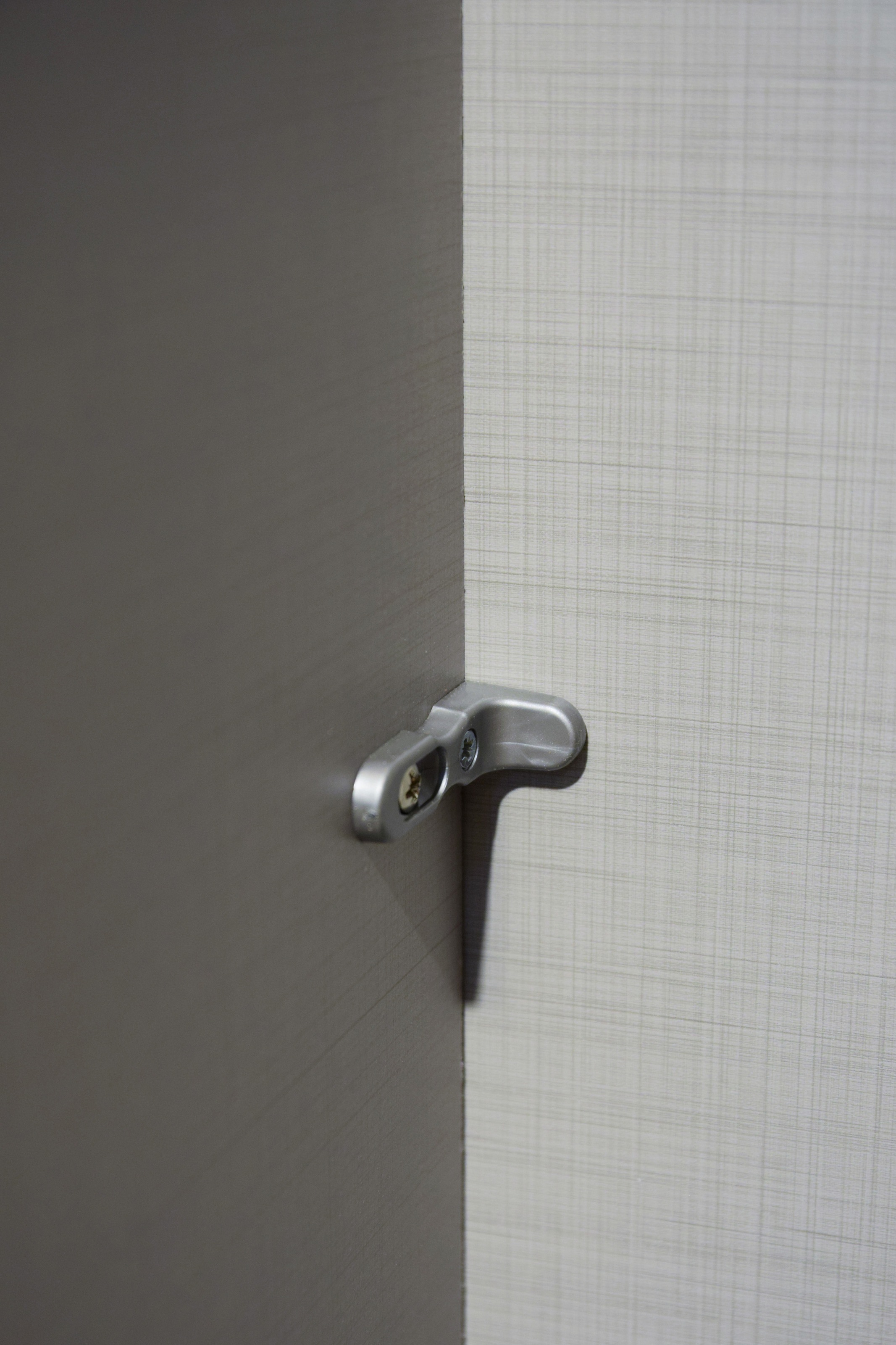 Wimex Schwebetürenschrank »Saigon, mit kompletter Innenausstattung, Made in Germany« Kleiderschrank 2-türig, 225cm breit, mit 3 praktischen Außenschubladen