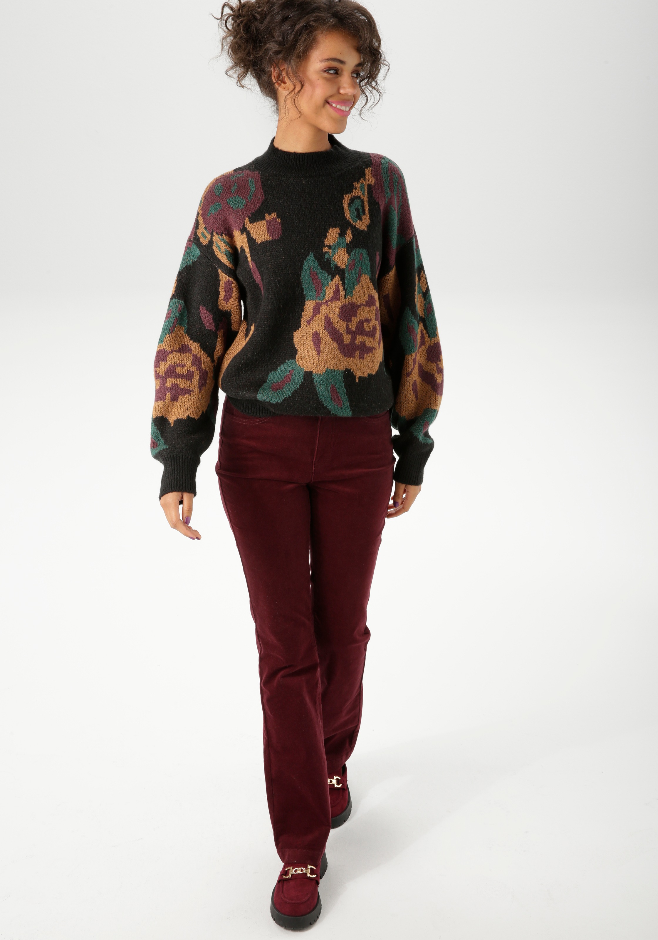 Aniston CASUAL Strickpullover, mit großflächigen, eingestrickten Blüten - NEUE KOLLEKTION