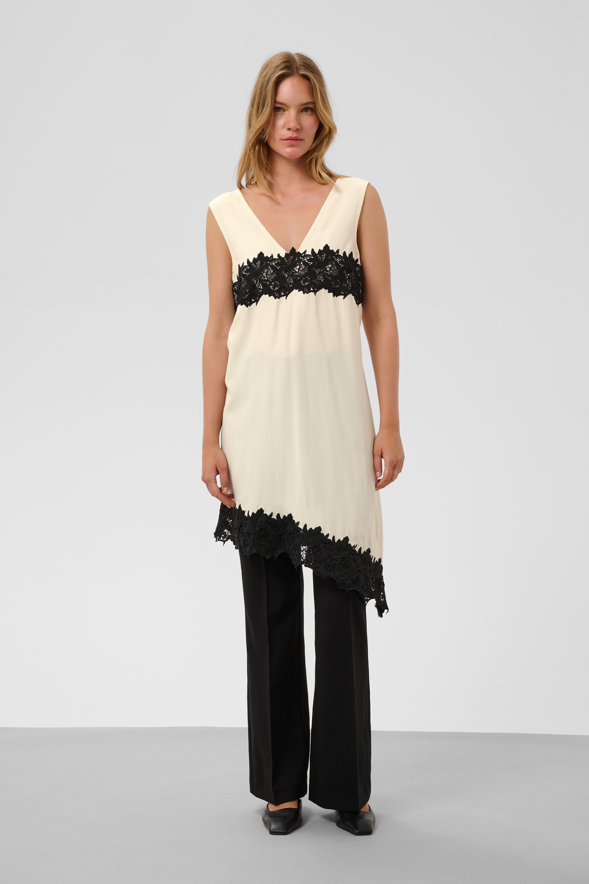 SOAKED IN LUXURY Midikleid »Damen Kleid SLLantana«