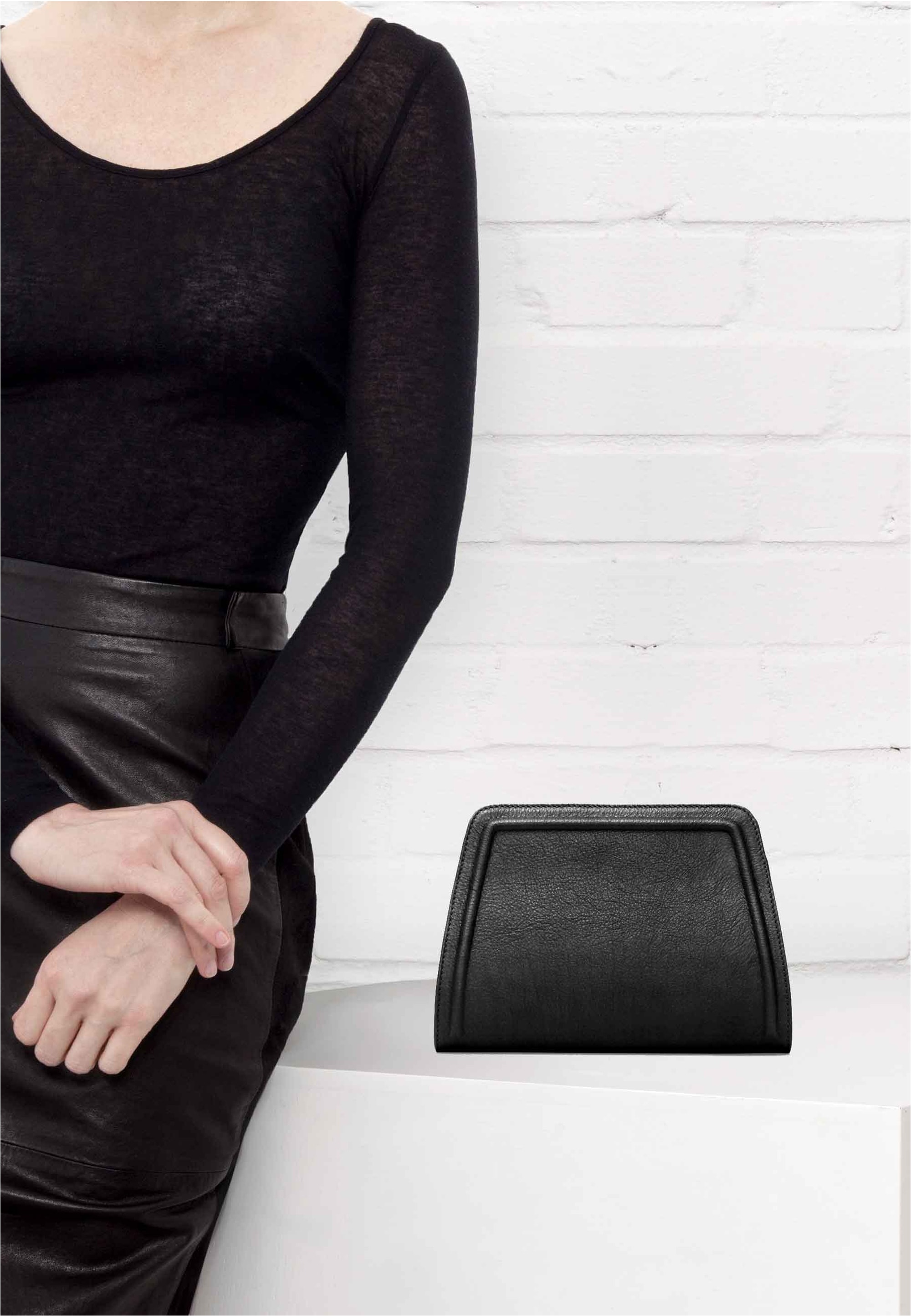 GRETCHEN Schultertasche »Lyra Clutch Two«, aus italienischem Kalbsleder
