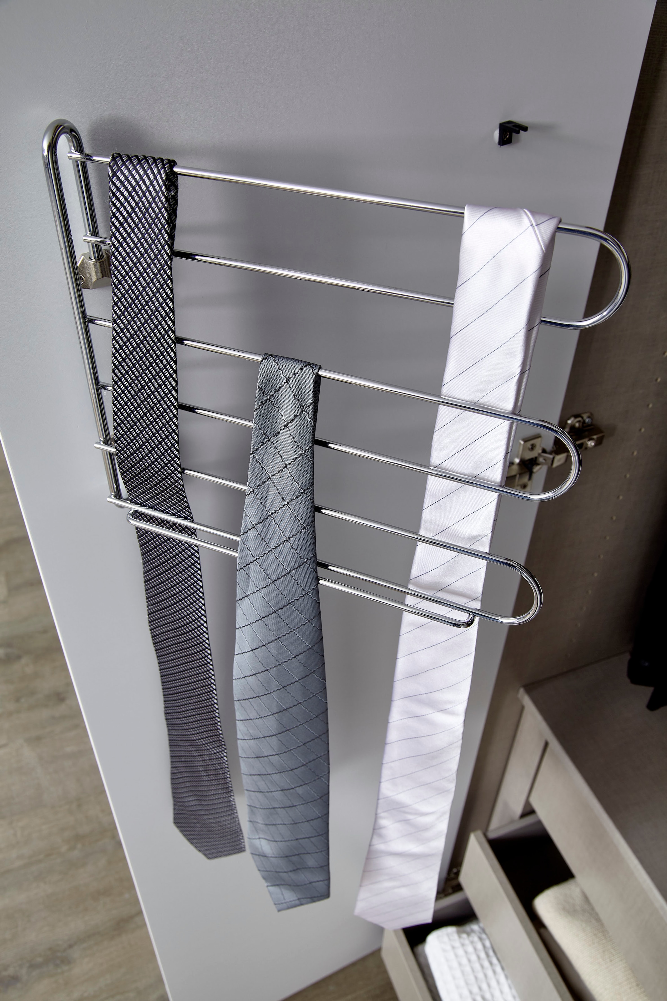 rauch Drehtürenschrank »Purisma« Kleiderschrank Schlafzimmerschrank Schrank, mit umfangreicher Innenausstattung