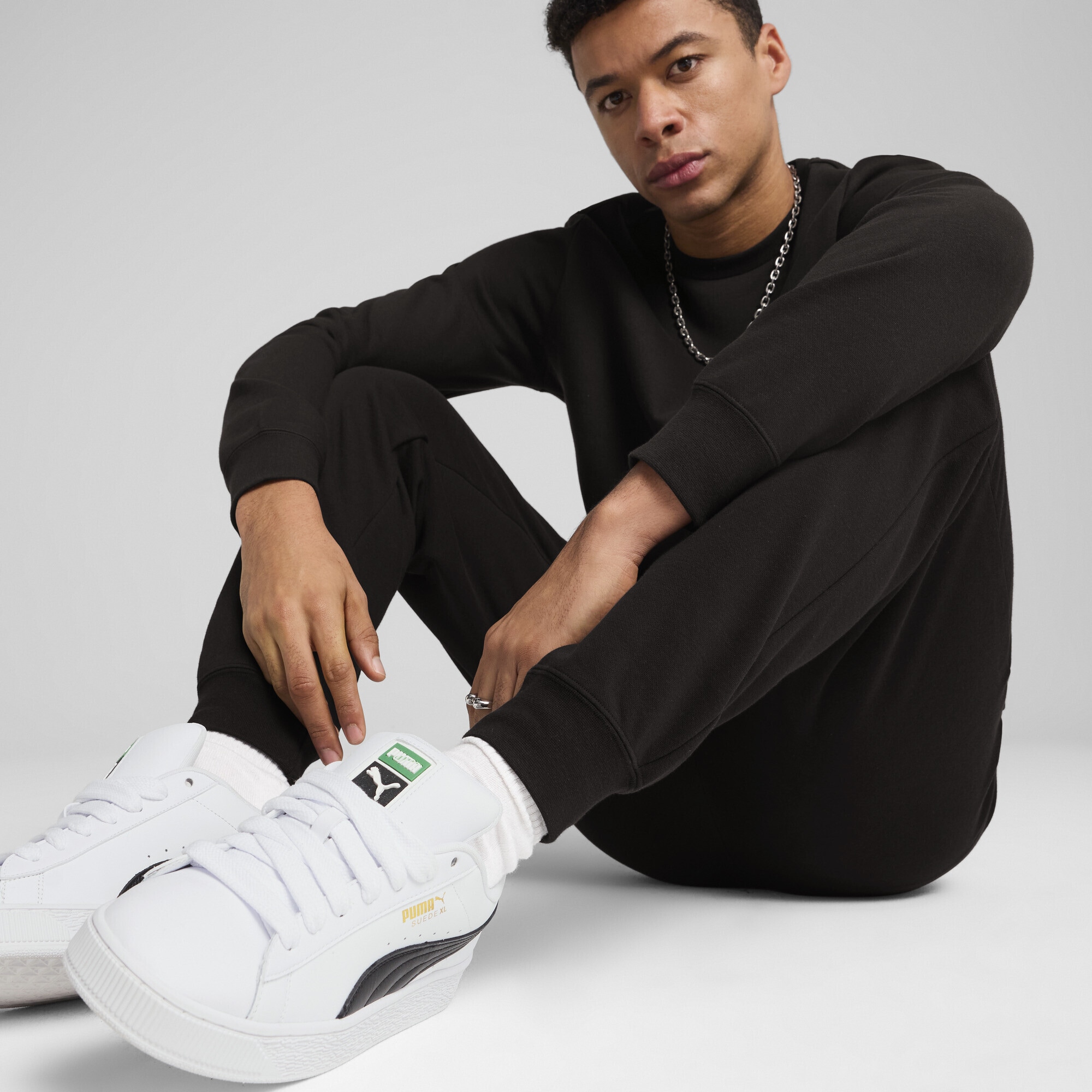 PUMA Sporthose »Essentials No. 1 Logo Jogginghose Herren«