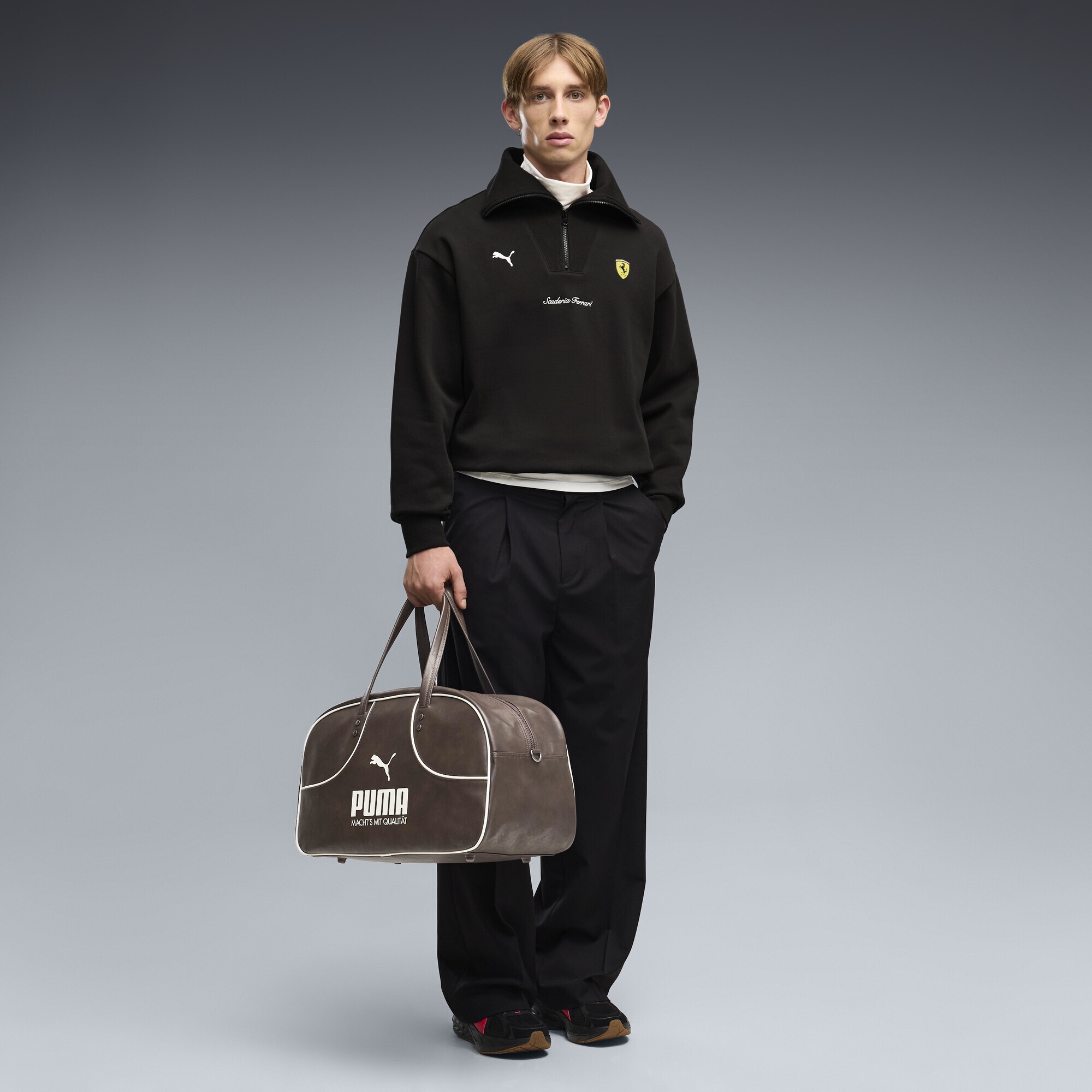 PUMA Sweatshirt »Scuderia Ferrari Little Shield Fleece Crew Sweatshirt mit«
