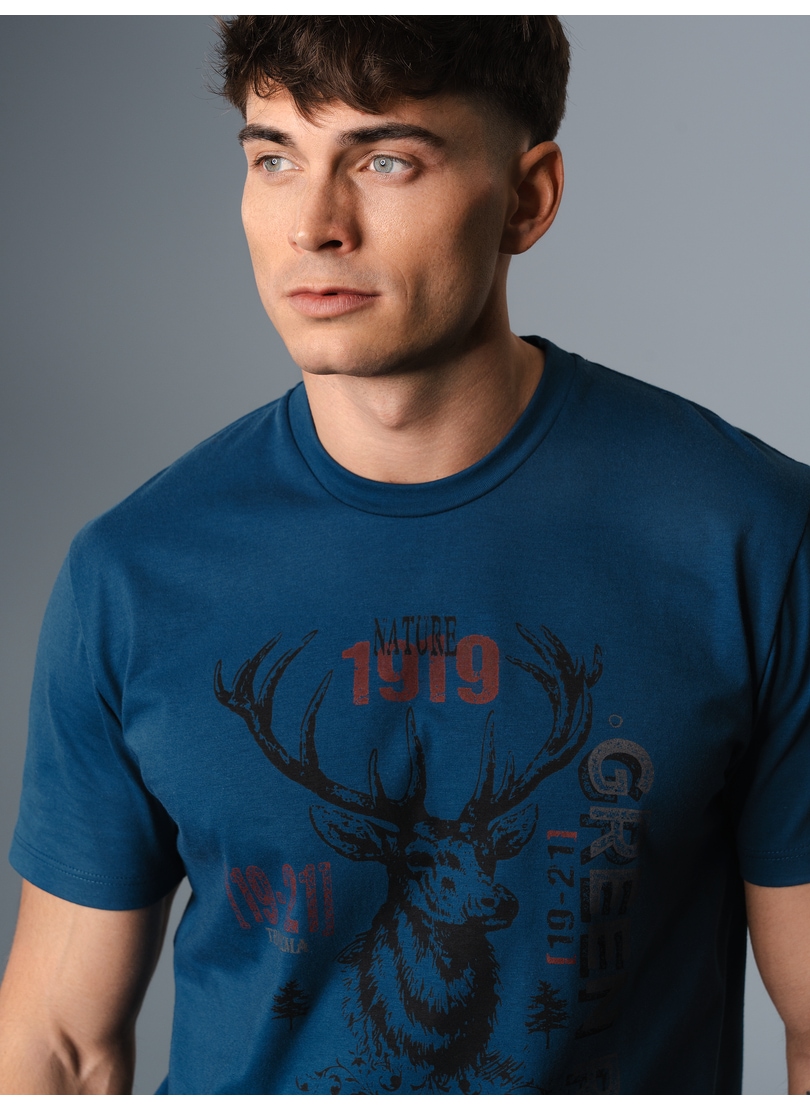 Trigema T-Shirt »TRIGEMA T-Shirt in Öko-Qualität mit Hirsch-Motiv«, (1 tlg.)
