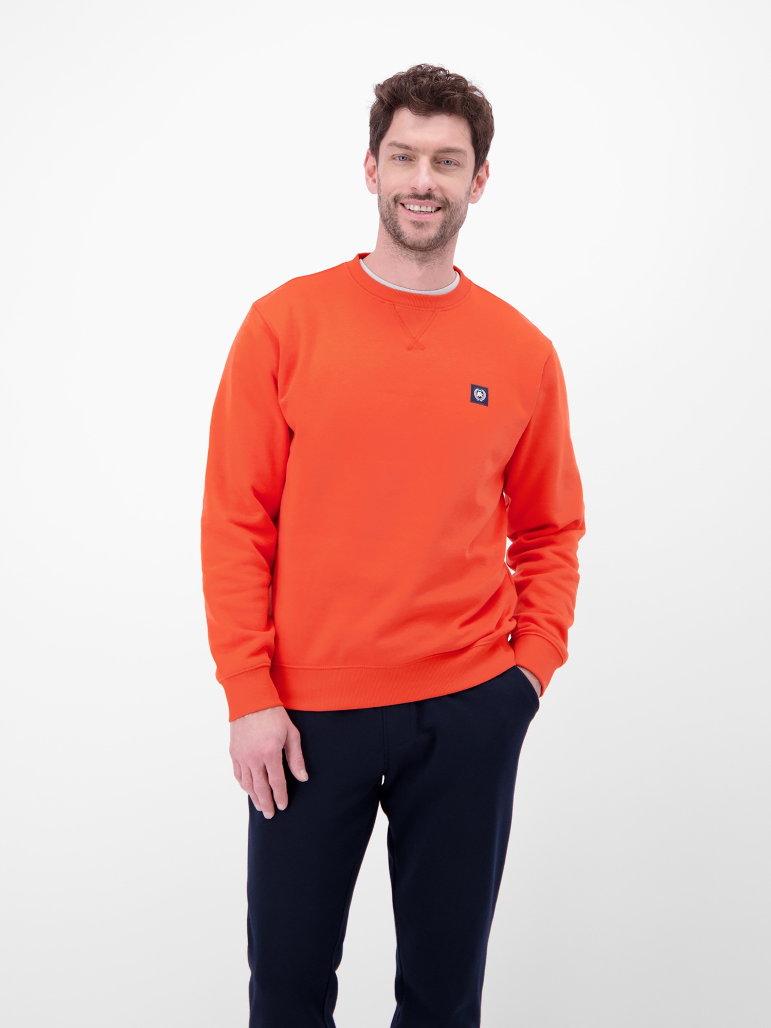 Sweatshirt LERROS "Urbaner Sweatshirtstyle, weiche Haptik", Herren, Gr. L, vivid rot, 50% Baumwolle, 50% Polyester, Sweatshirts Sweatshirt, Unifarbenes Herren‑Sweatshirt, hoher Tragekomfort, REGULAR FIT 6