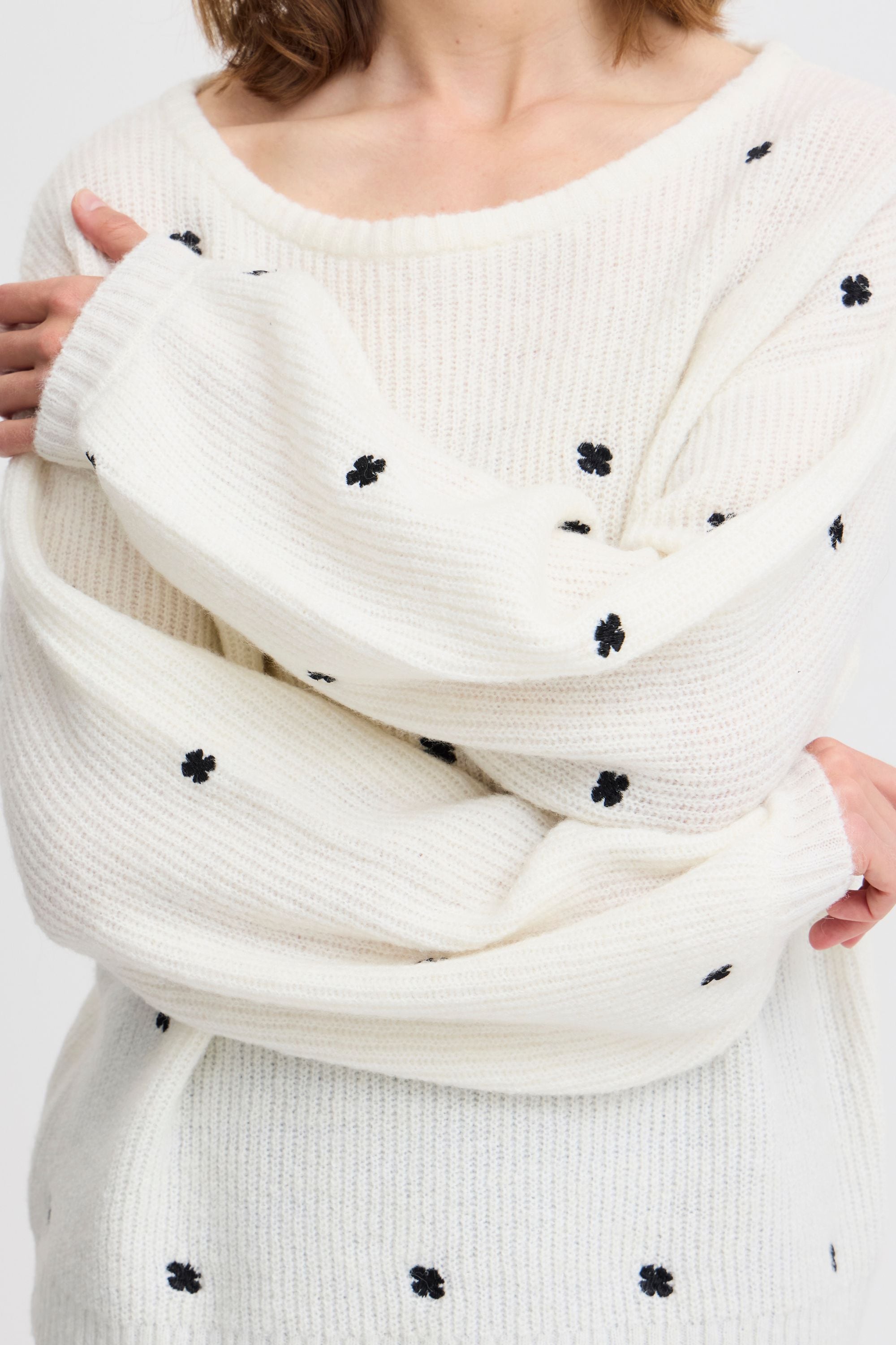 b.young Strickpullover »Strickpullover BYOTIKI EMBROIDERY JUMPER -«