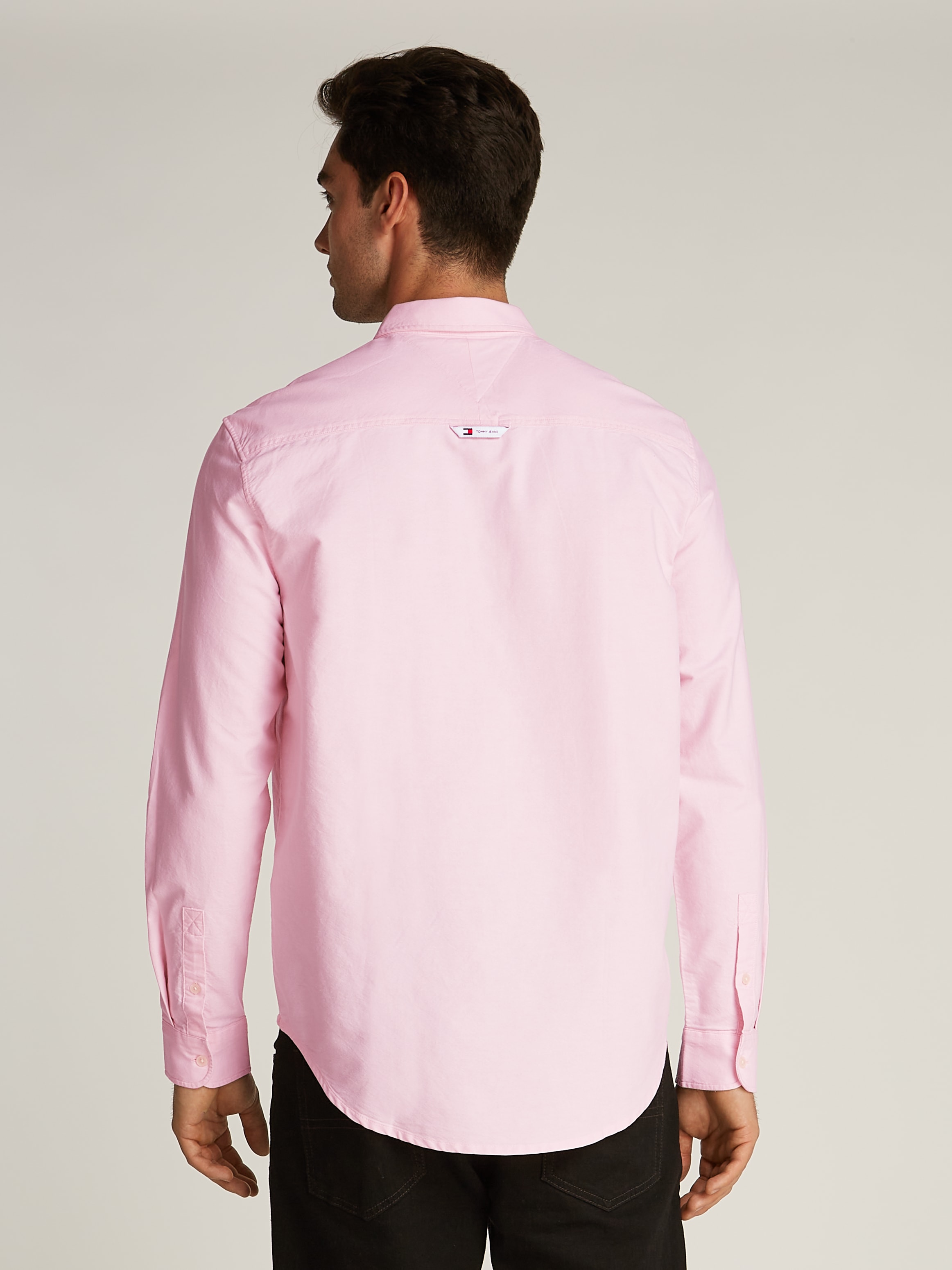 Tommy Jeans Langarmhemd »TJM ENTRY REG OXFORD SHIRT«, mit Logoprägung