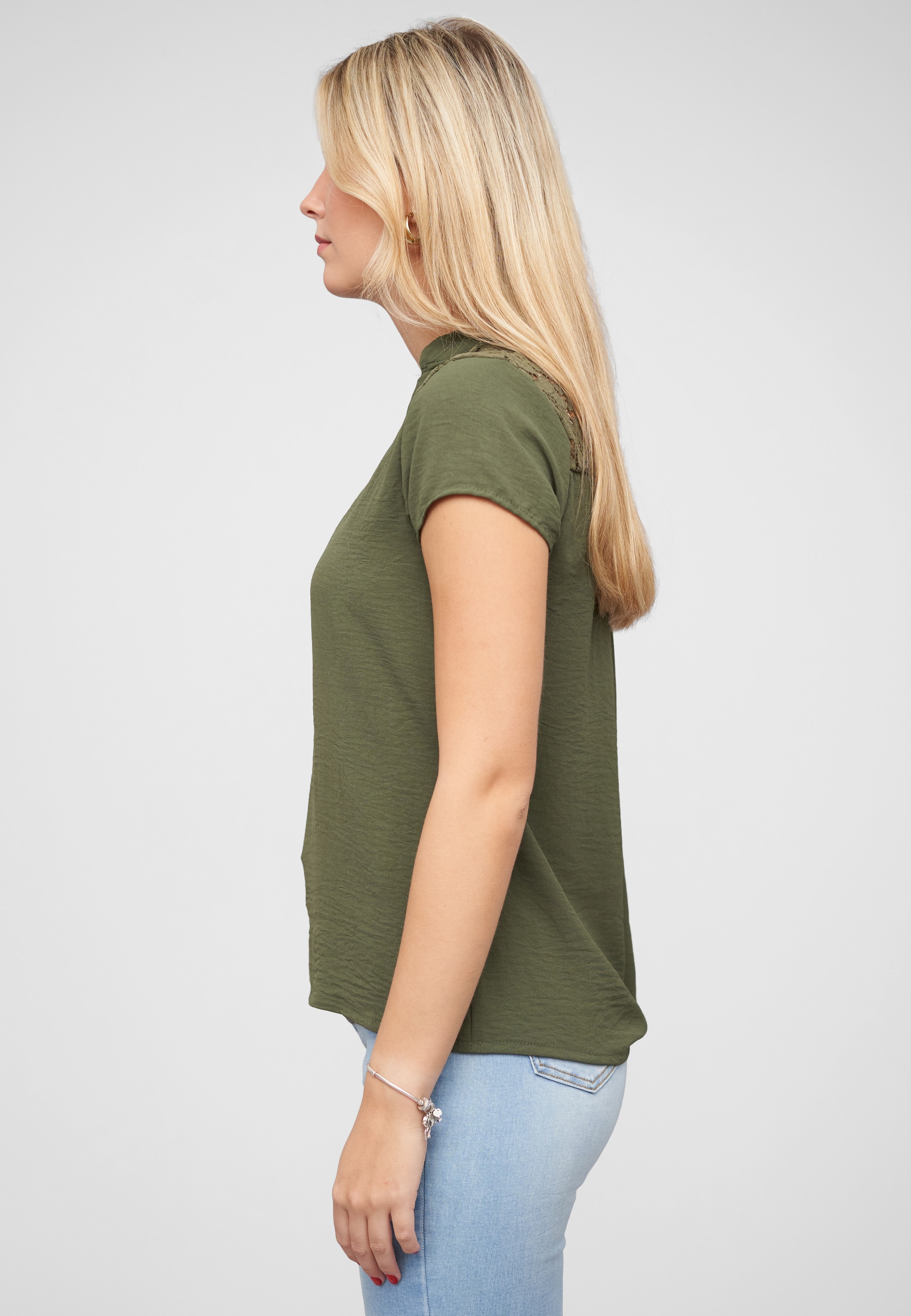 CLOUD 5IVE Klassische Bluse »CLOUD 5IVE Musselin Shirt V-Neck mit Deko Knopfleiste und Spitze«