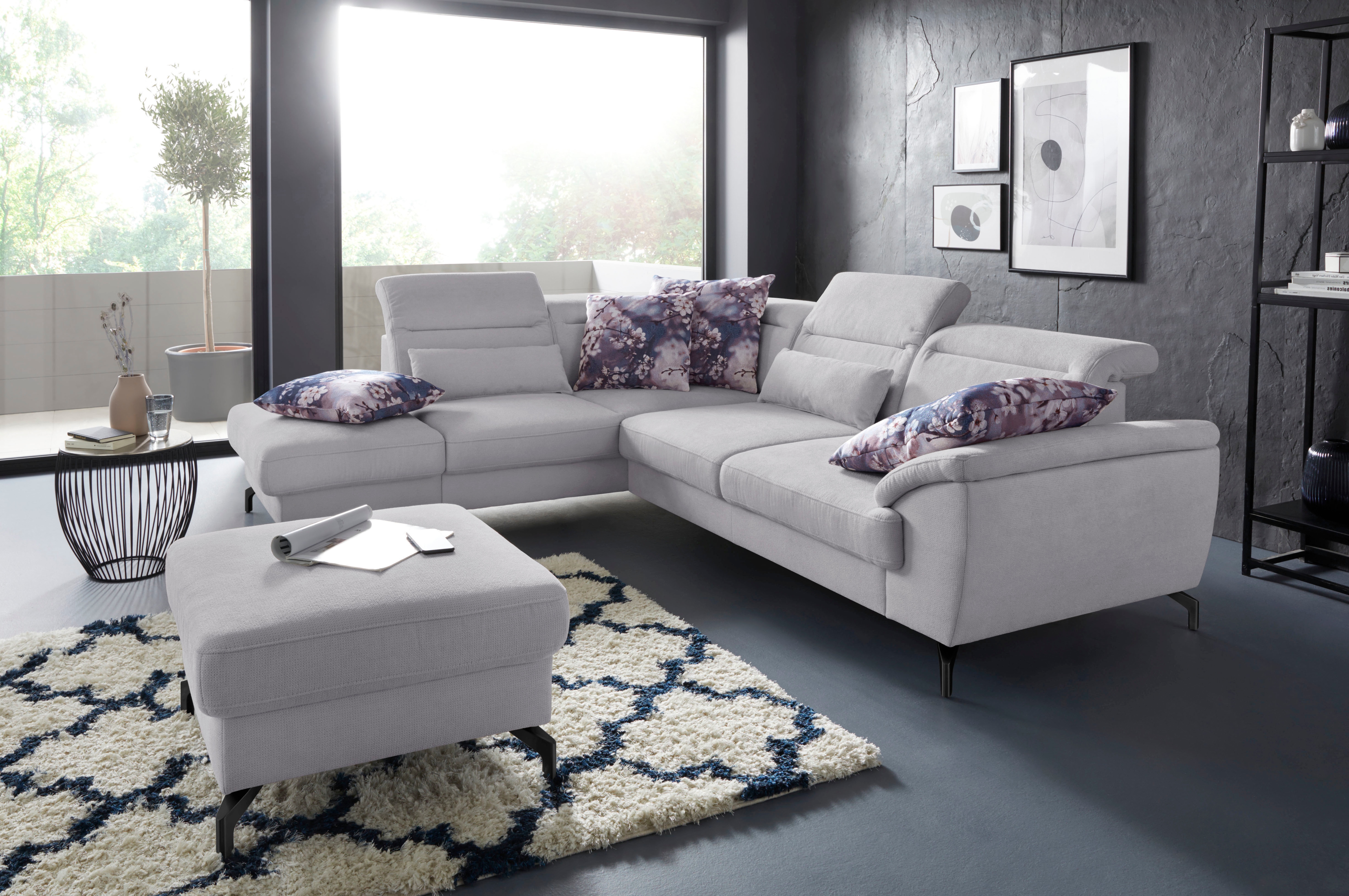 sit&more Ecksofa "Percy L-Form" 12 cm Fußhöhe, Sitztiefenverstellung, wahlweise in 2 Fußfarben