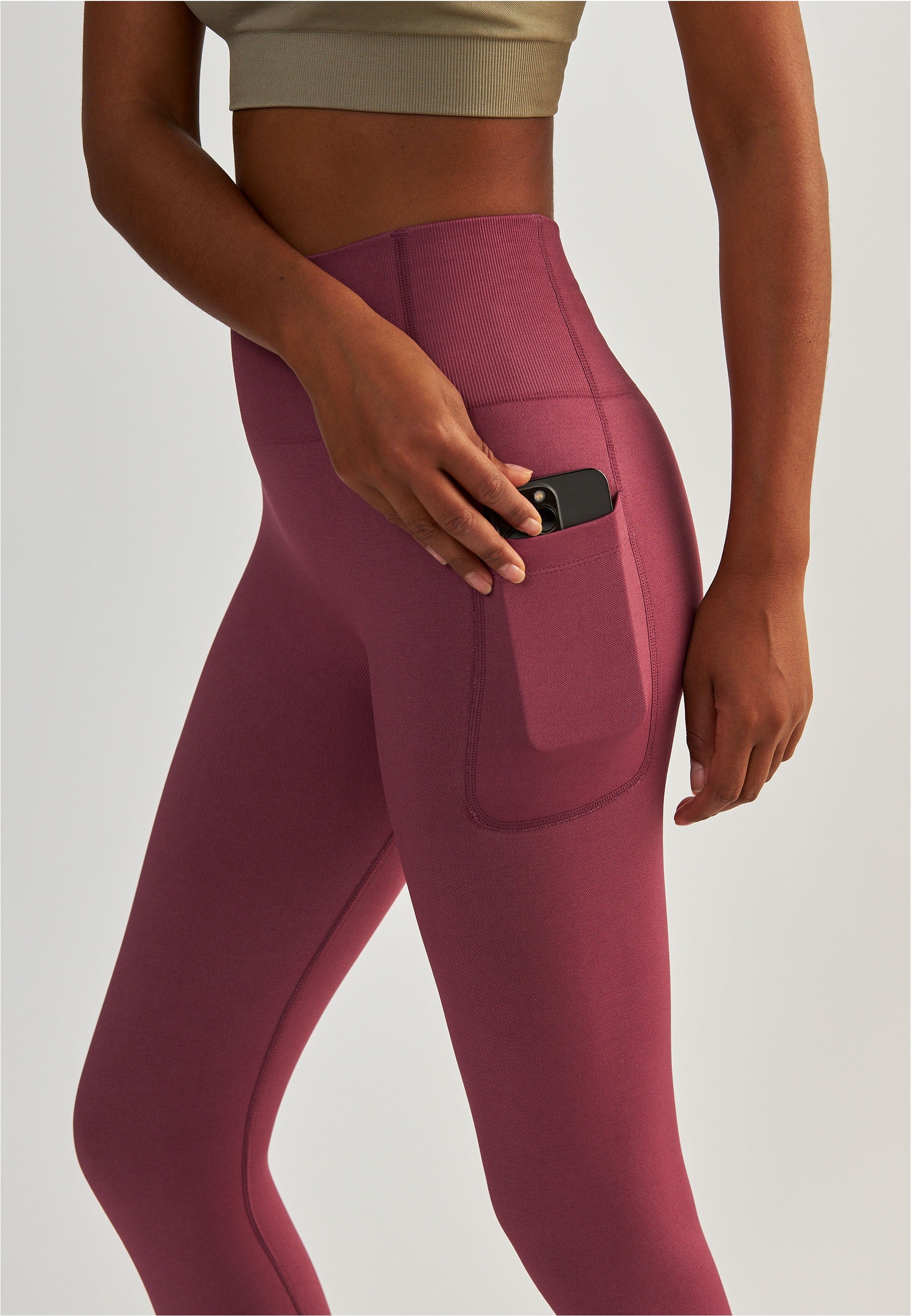 BeShaped Sporthose »Lift Me Up«, (1 tlg.), mit atmungsaktiver Eigenschaft