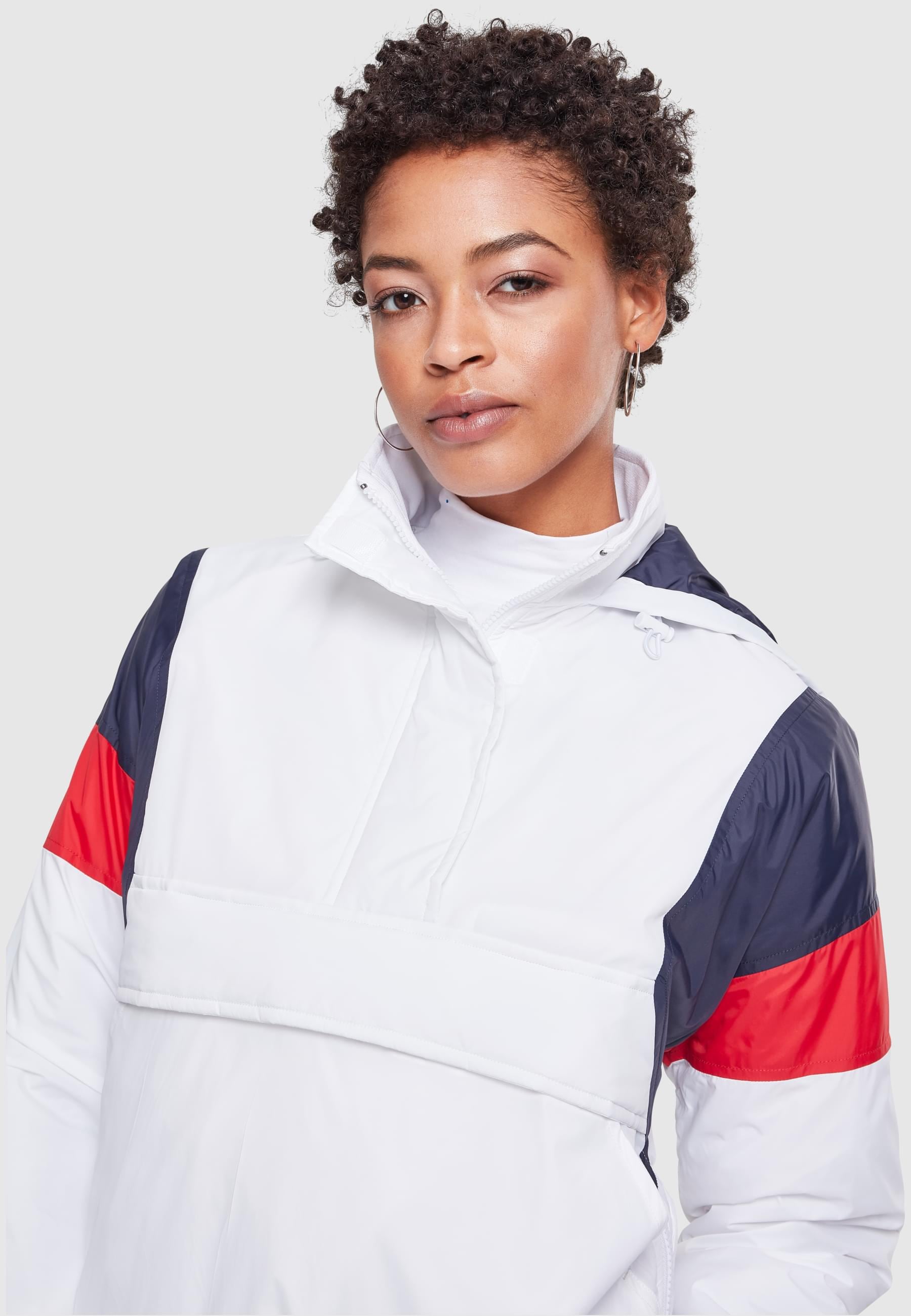 URBAN CLASSICS Allwetterjacke »Urban Classics Damen Ladies 3-Tone Padded Pull Over Jacket«, (1 St.), mit Kapuze