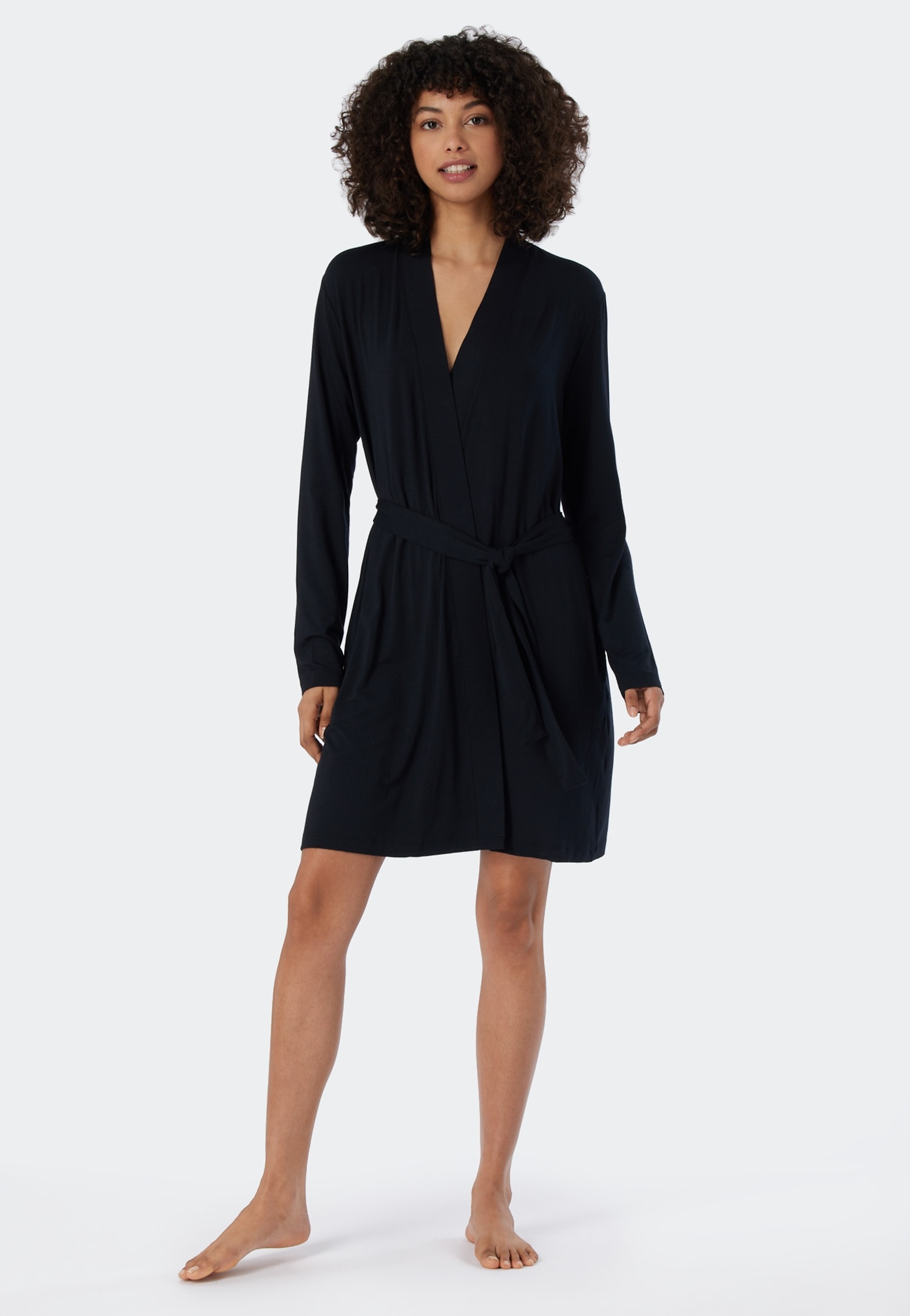 Schiesser Morgenmantel »"Essentials"«, mit Kimono-Schnittform mit dezentem Glanz