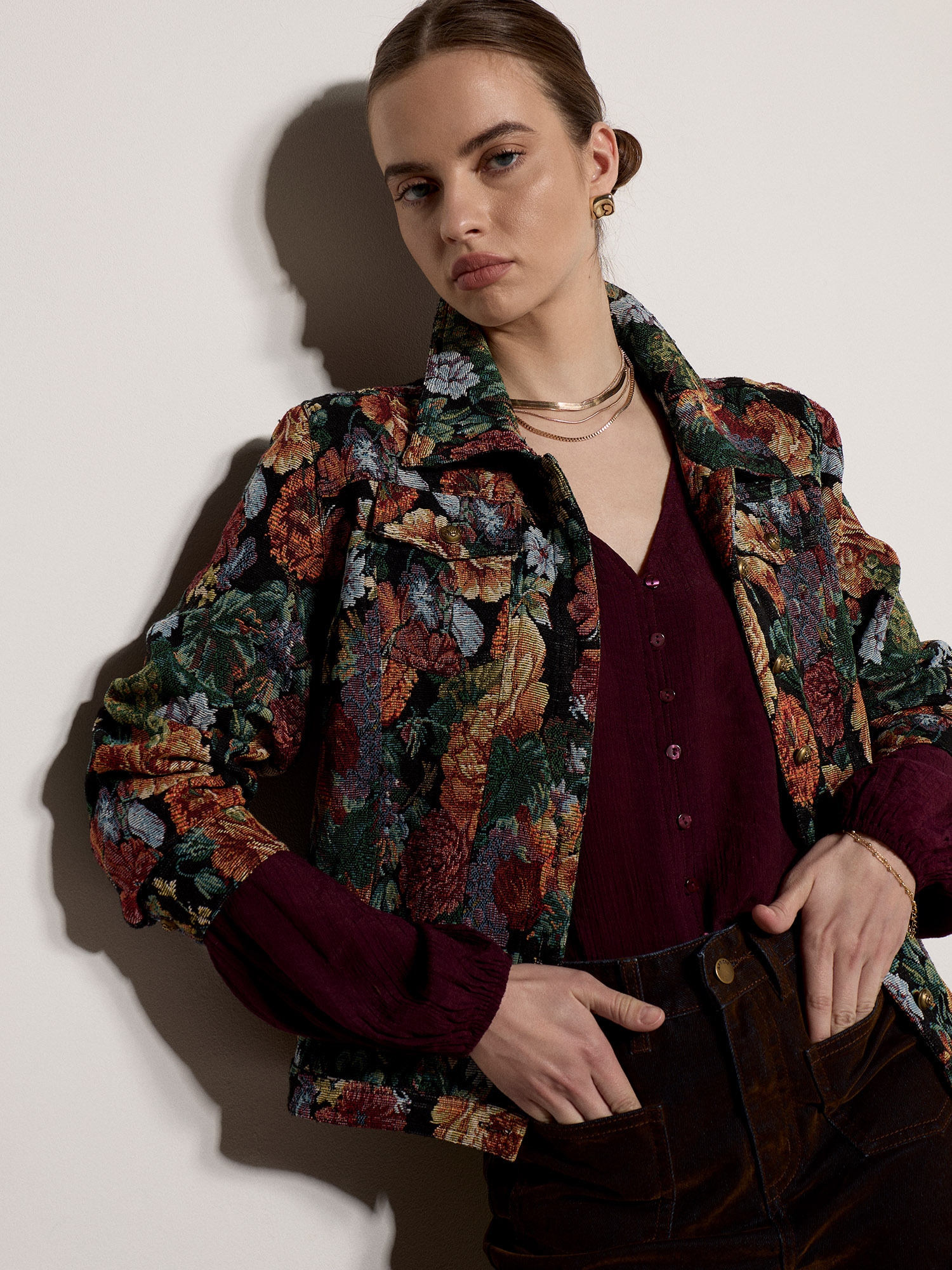 Apricot Kurzjacke "Blumen-Tapisserie-Jacke" Gemustert