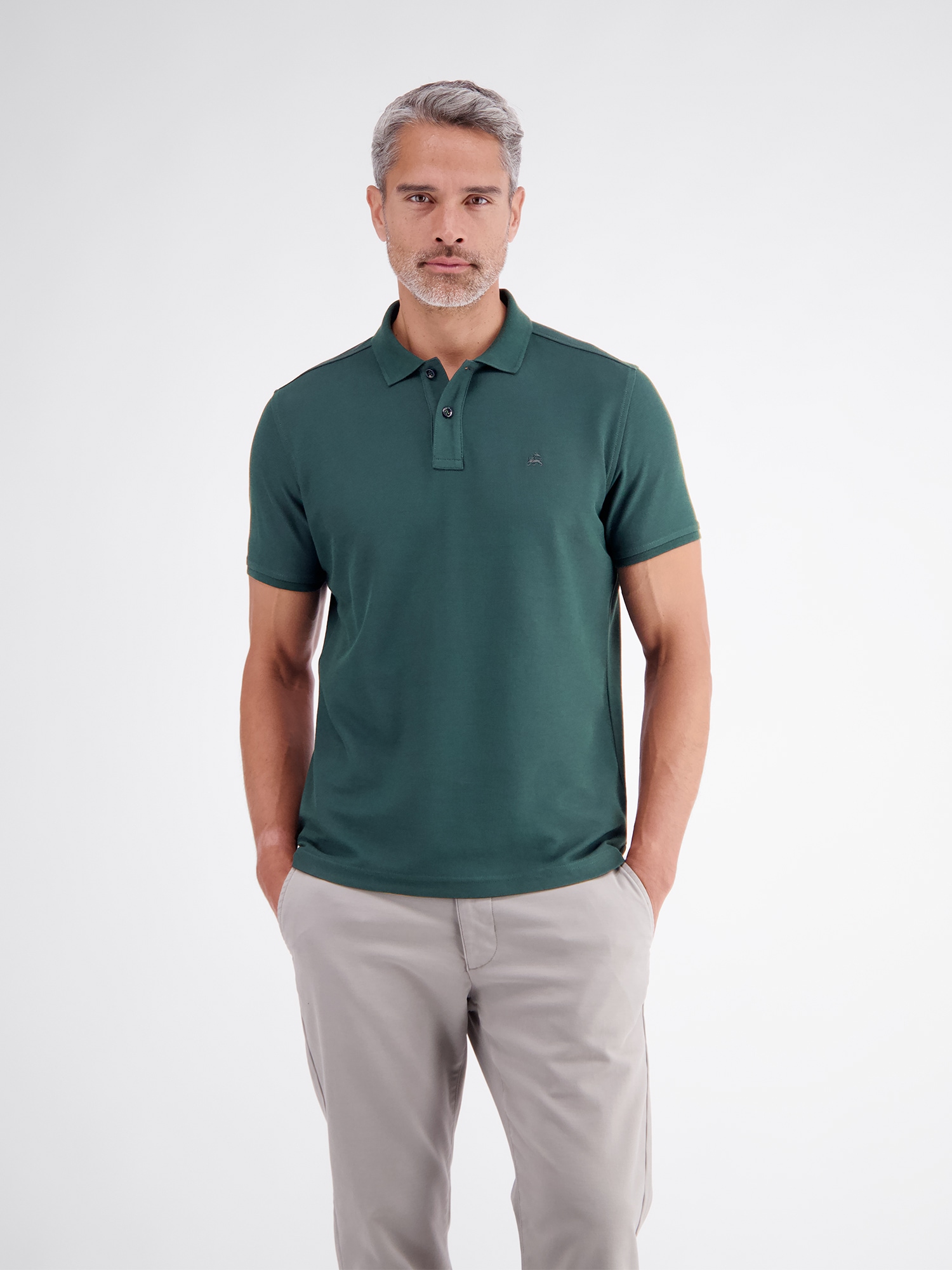 LERROS Poloshirt "Poloshirt mit COOL & DRY Funktion in Piqué-Qualität" Atmungsaktiver Baumwollmix, Feine Piqué-Qualität, Zeitloser Polo-Style