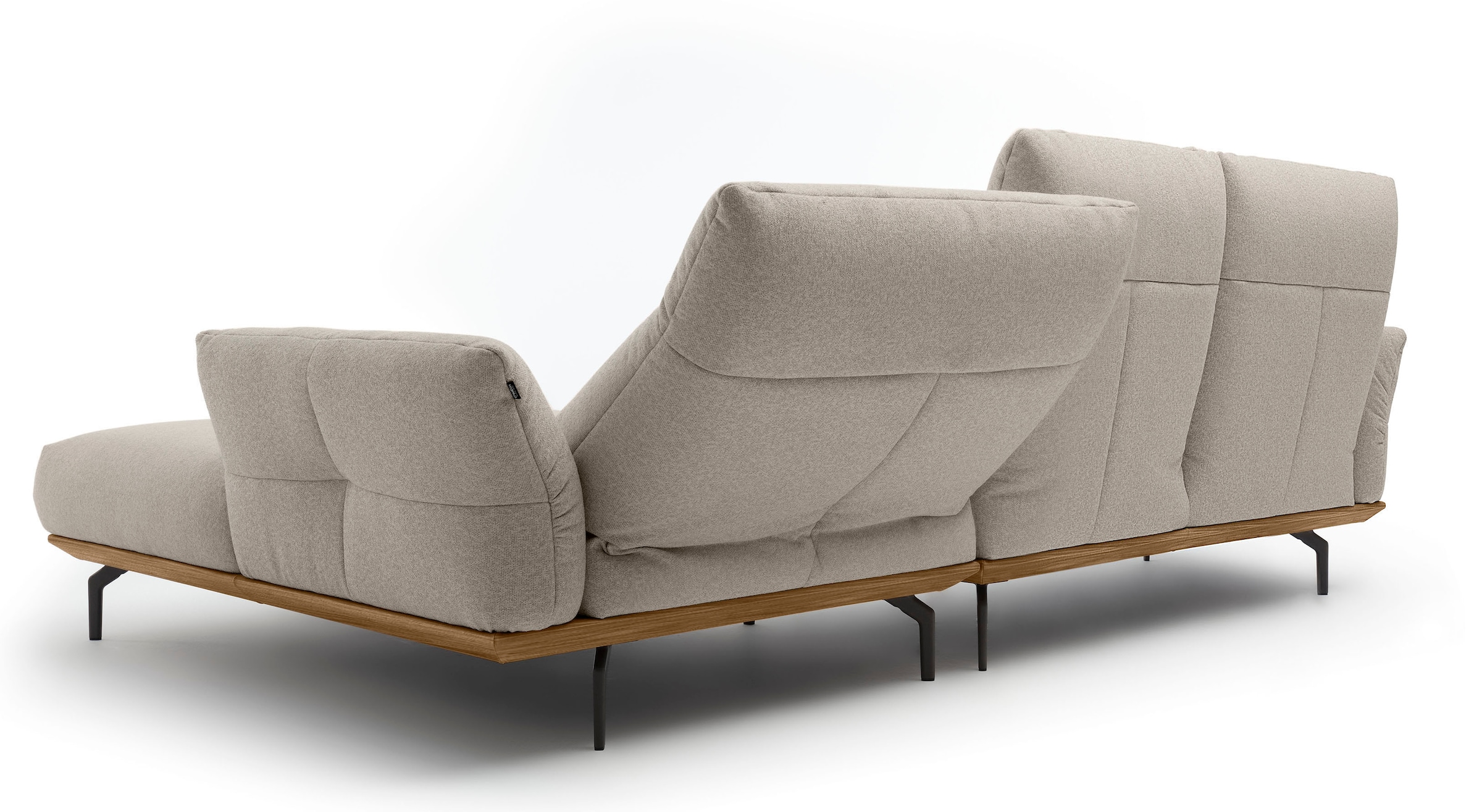 Creation BY ROLF BENZ Ecksofa »CR.460«, Sockel in Nussbaum, Winkelfüße in Umbragrau, Breite 298 cm