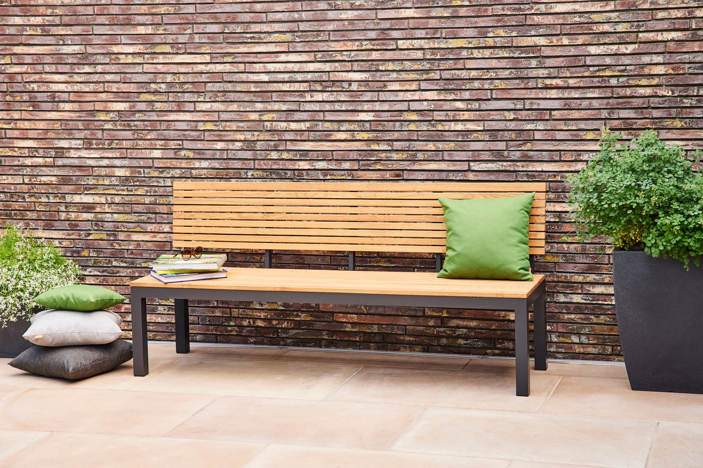 Siena Garden Gartenbank »Bozen 3er Aluminiumgestell anthrazit Robininenholz«, Flächen aus Robinienholz FSC® 100%