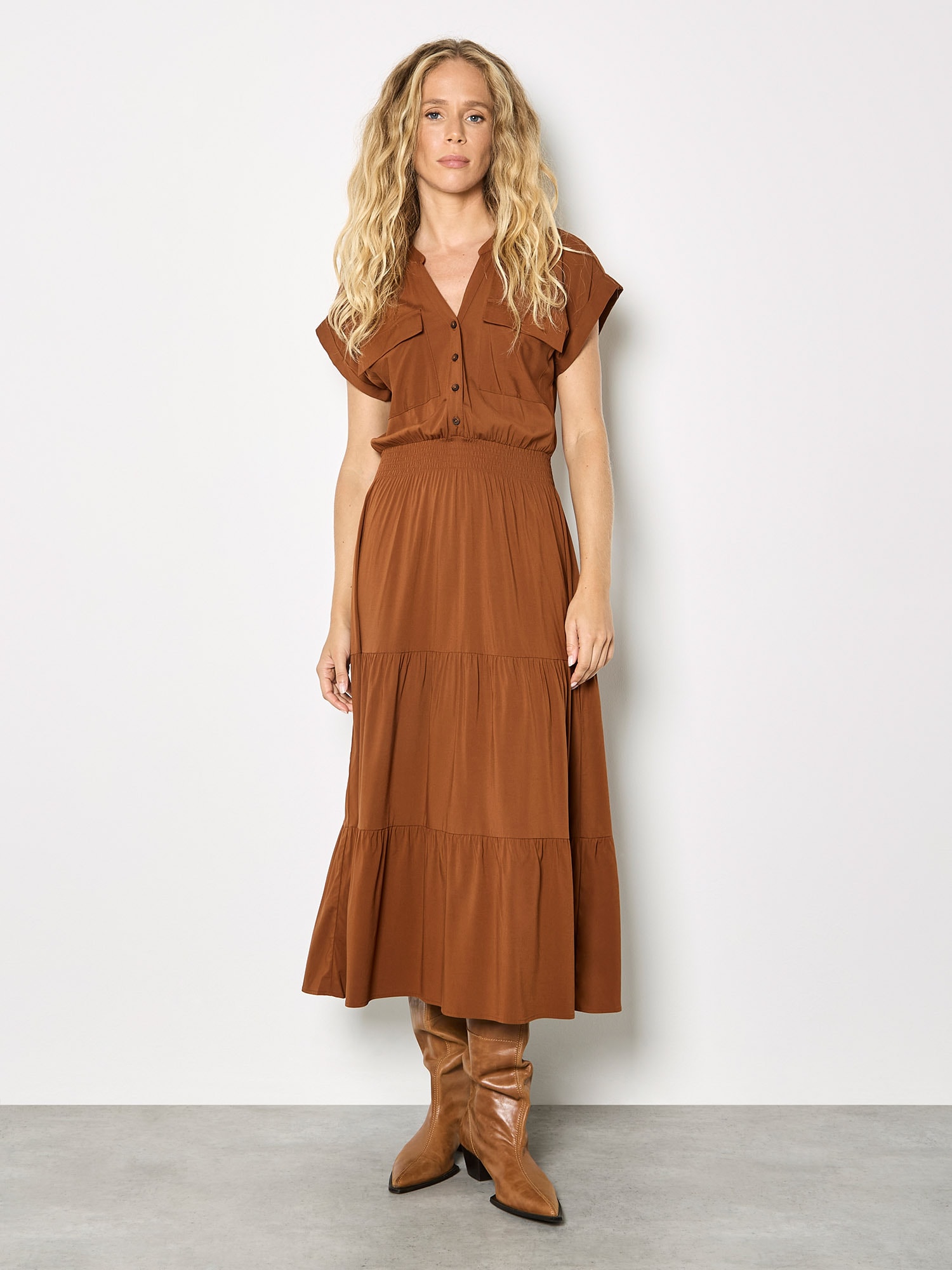 Apricot Midikleid "Utility-Midaxi-Kleid" mit Stufen